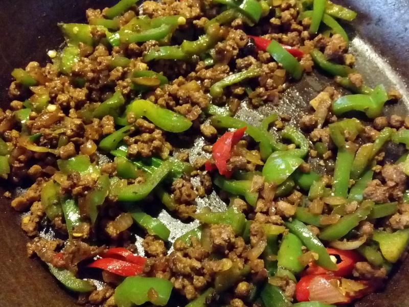 豆豉青椒炒牛绞肉-10分钟家常菜