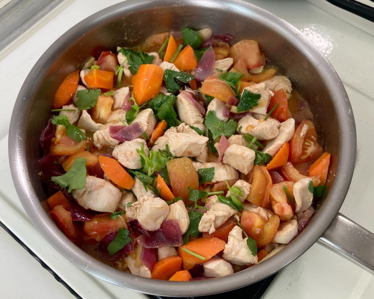 樂齡營養料理｜五彩蔬炒益活雞清胸肉