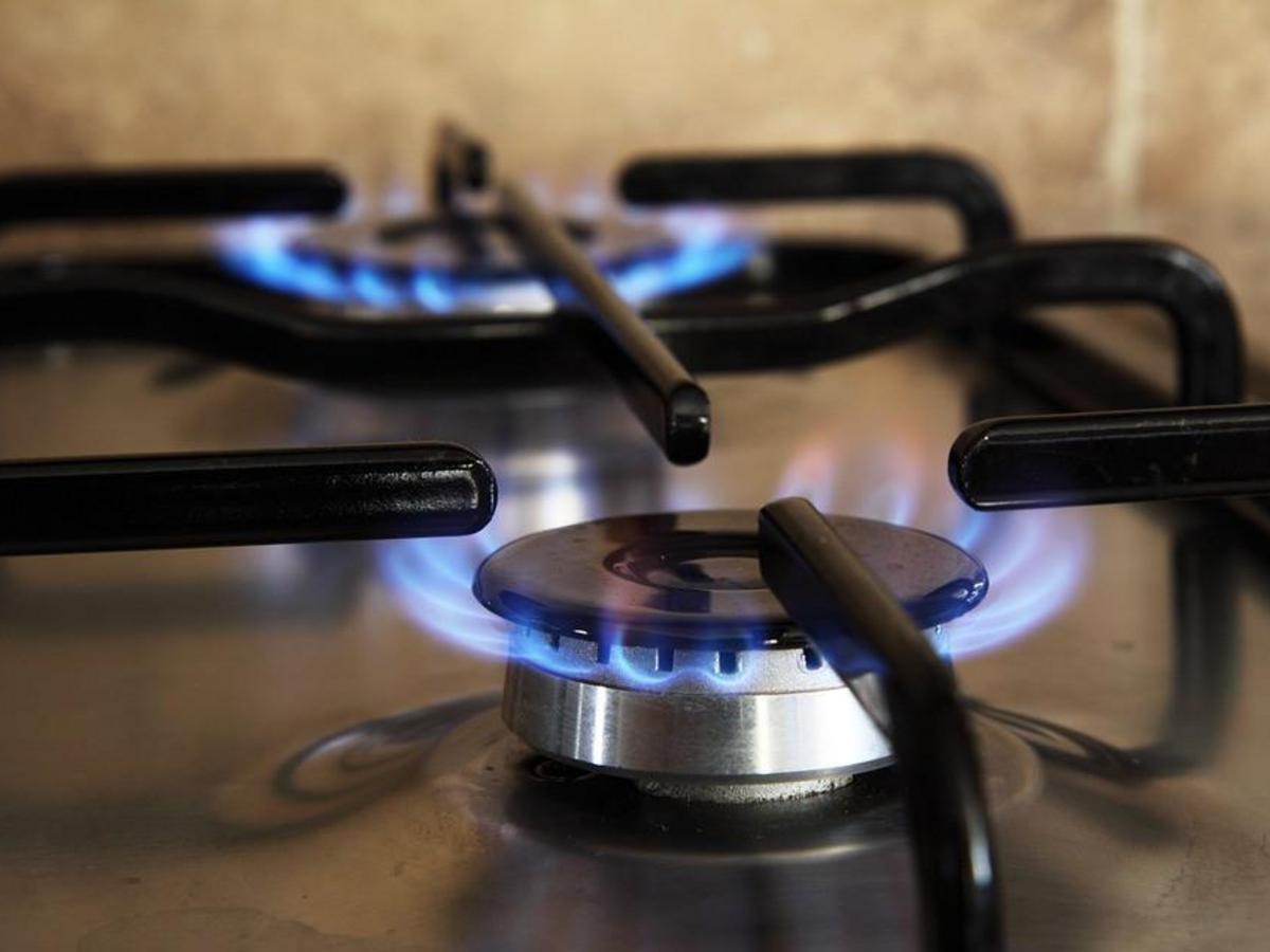 瓦斯外洩、聞到瓦斯味怎麼辦?消防署:避免開、關電器!