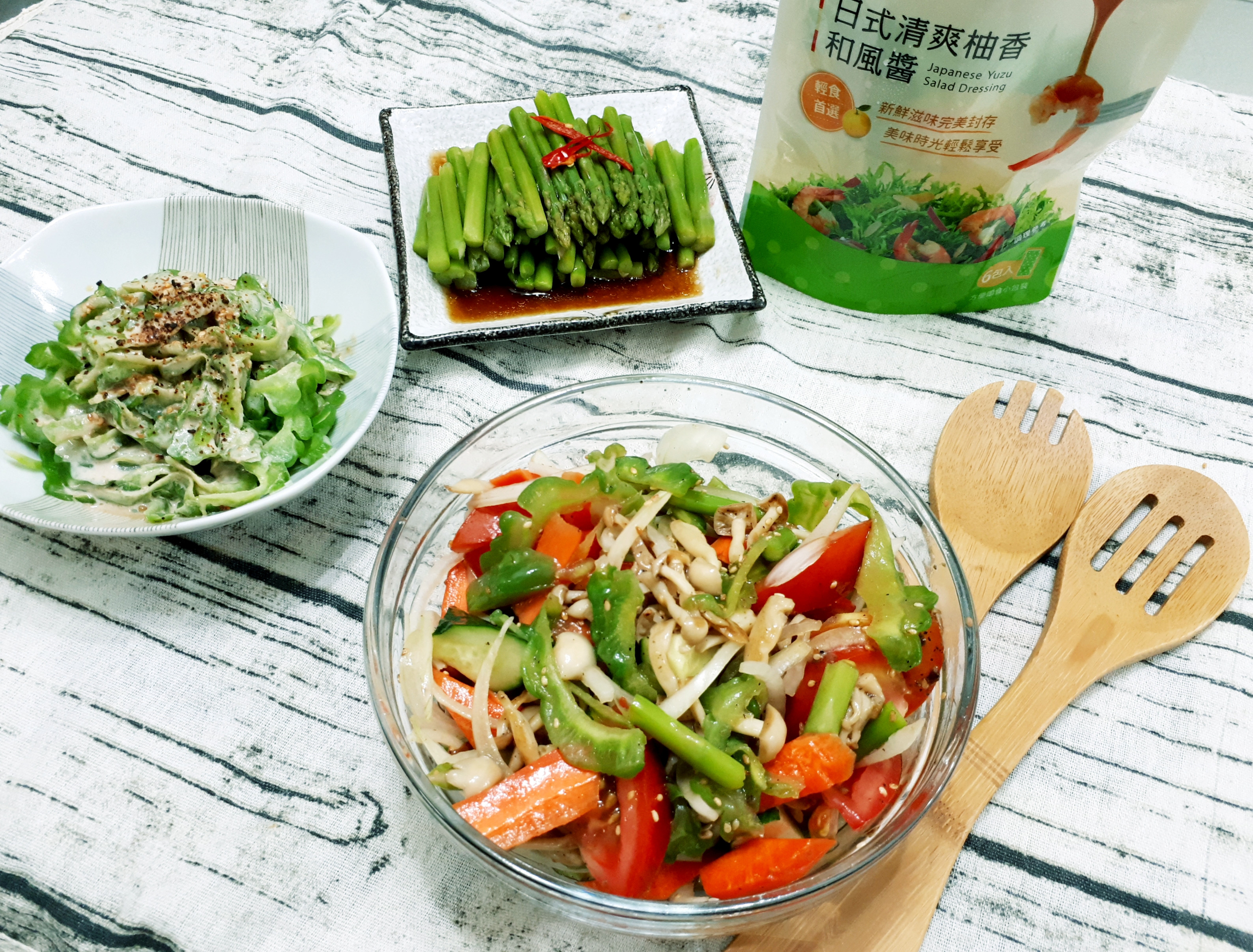 零廚藝免流汗料理~凱薩雞肉沙拉、涼拌苦瓜、涼拌蘆筍的第 2 張圖片