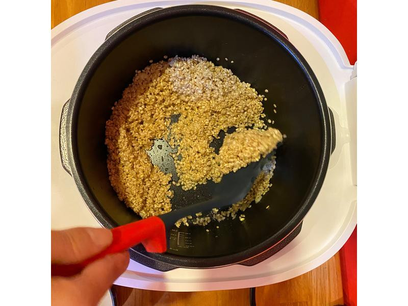 零廚藝也能煮出一桌好菜:飛利浦智慧萬用電子鍋的第 6 張圖片