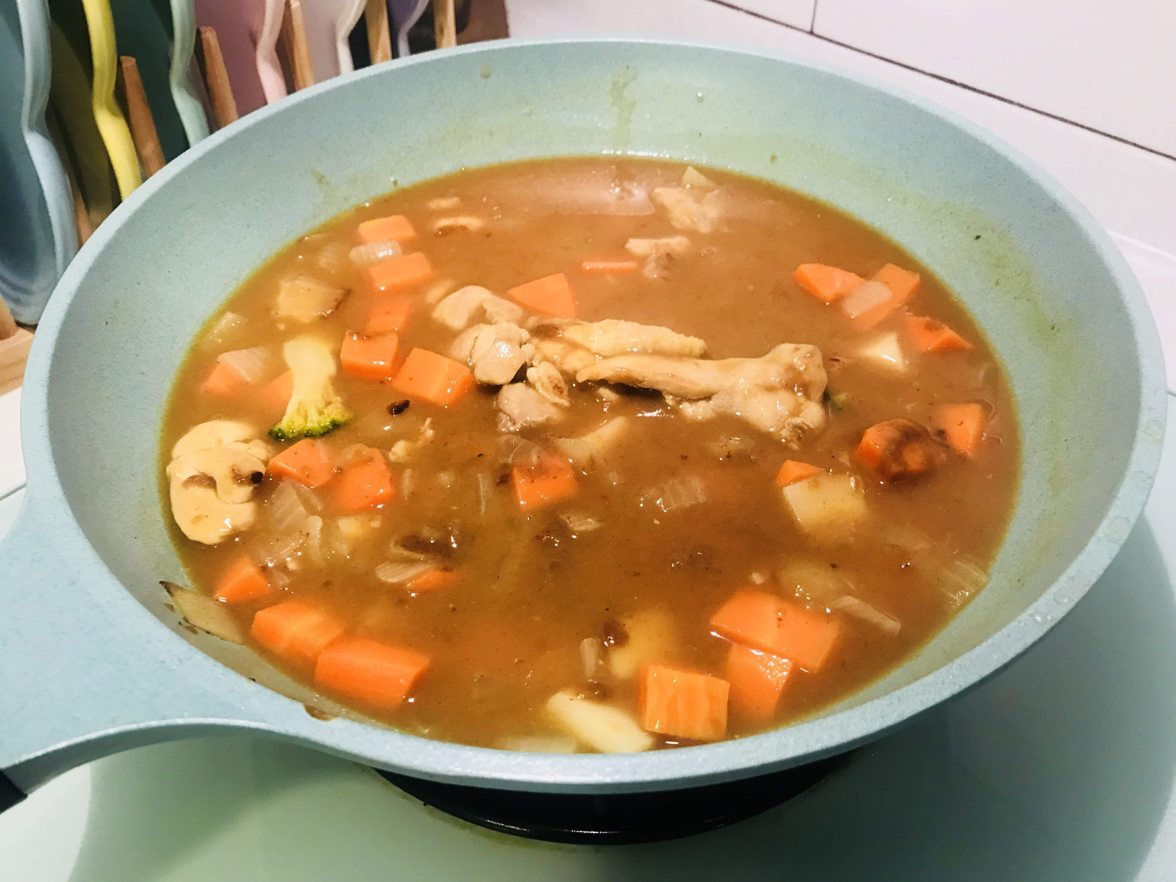 咖哩控必吃 ,讓偏食孩子們意猶未盡的~日本S&B金牌咖哩的第 14 張圖片