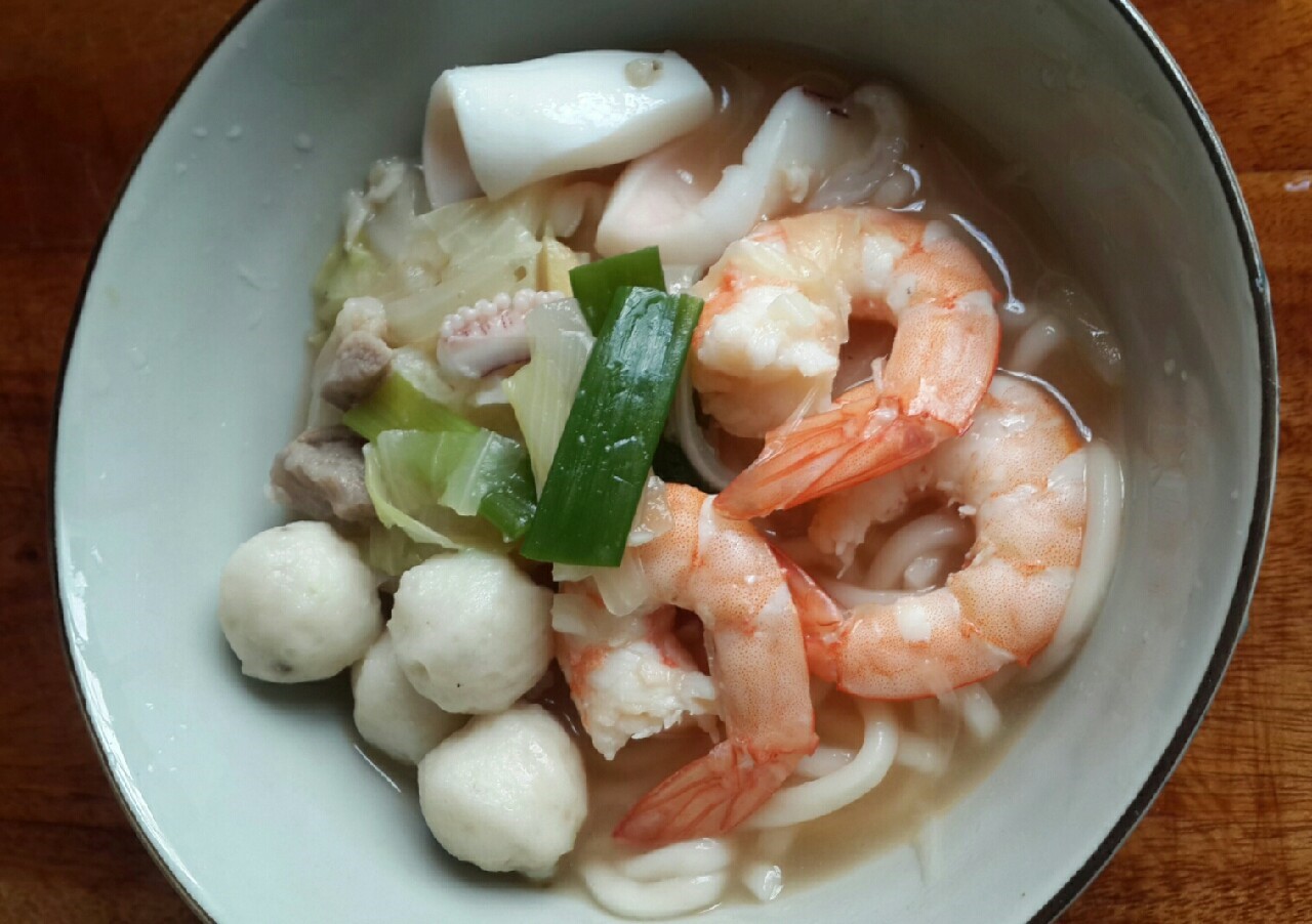 什錦海鮮湯麵