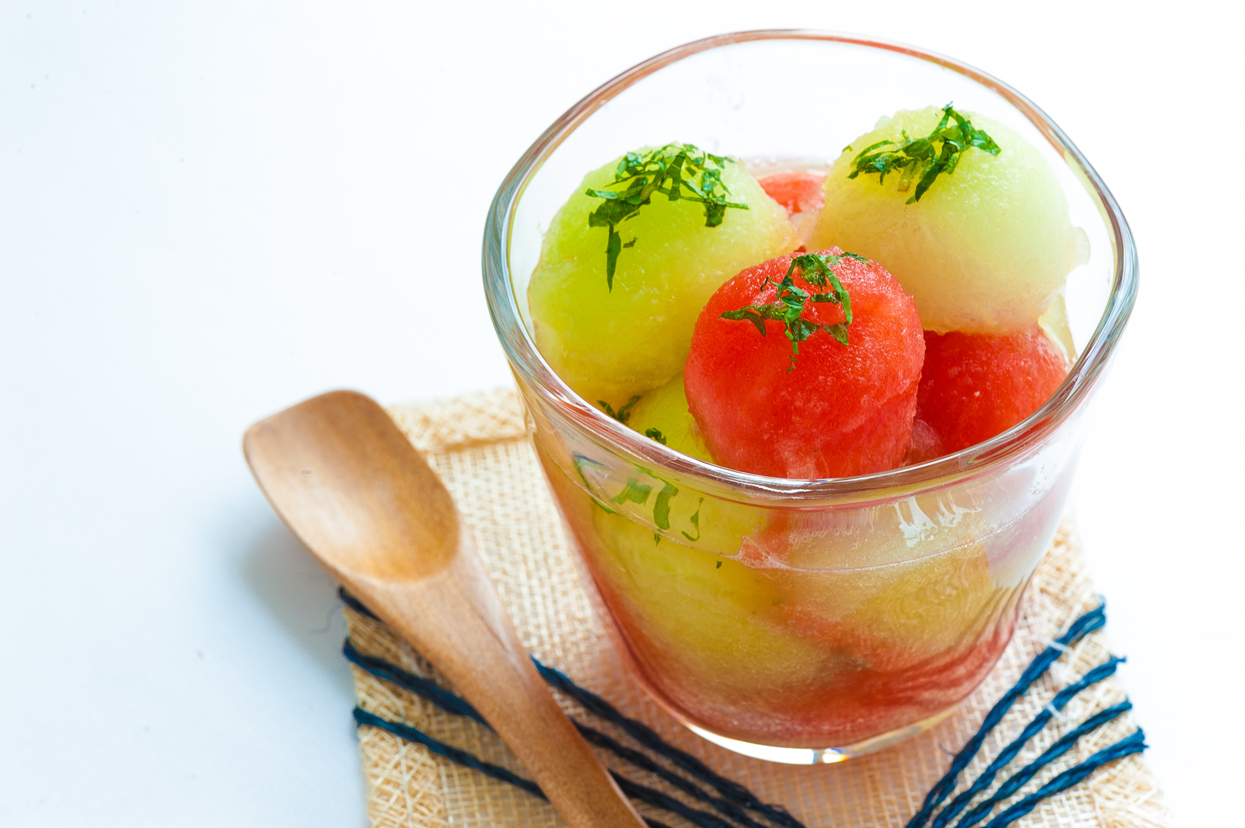 【創意料理】西瓜盅茭白蔬果凍，用小西瓜做出夏日清爽甜點！ | 茭白筍故事館