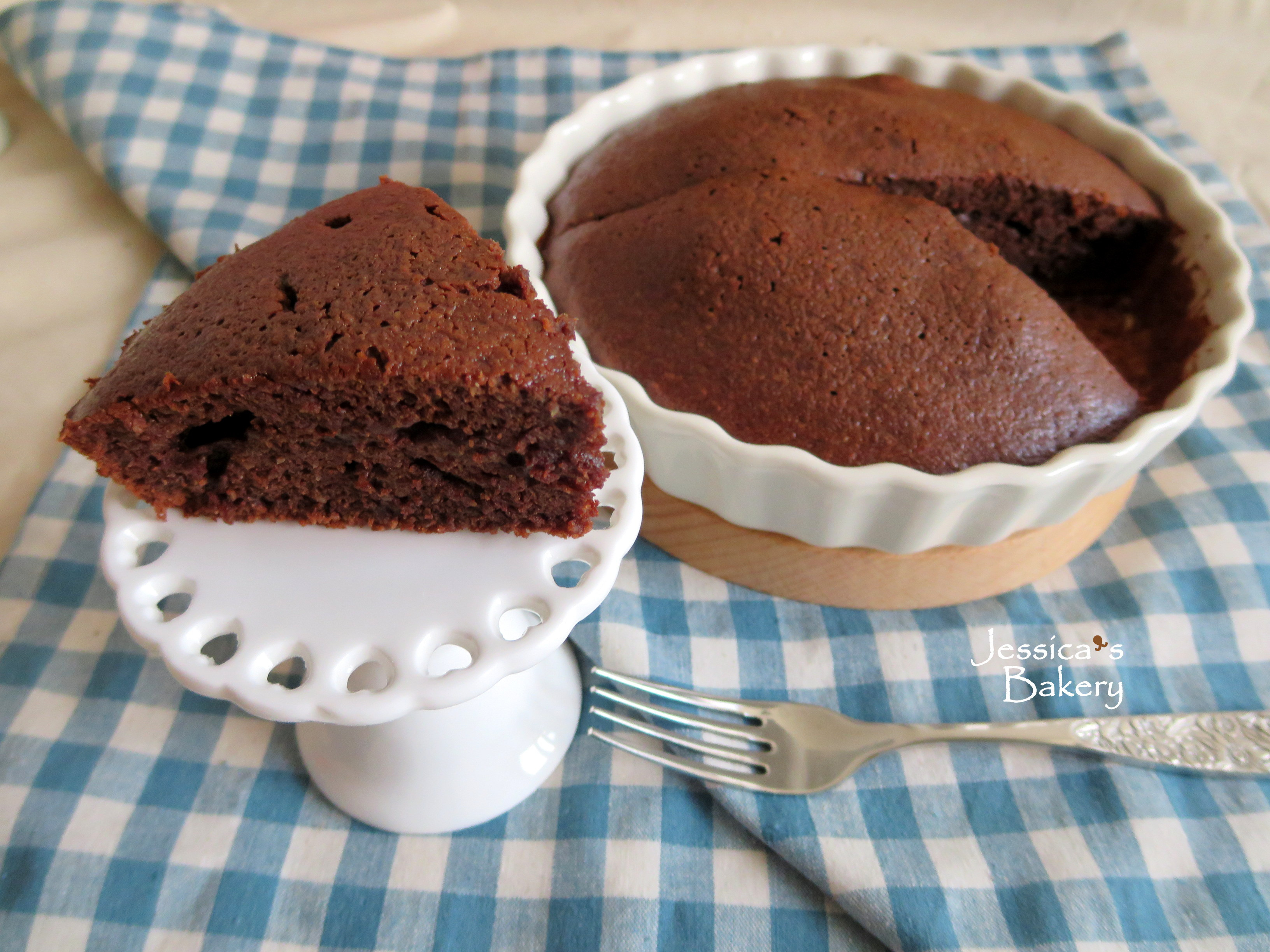 黑巧克力碎蛋糕图片,黑巧克力蛋糕图片大全,黑巧克力双层蛋糕图片_大山谷图库