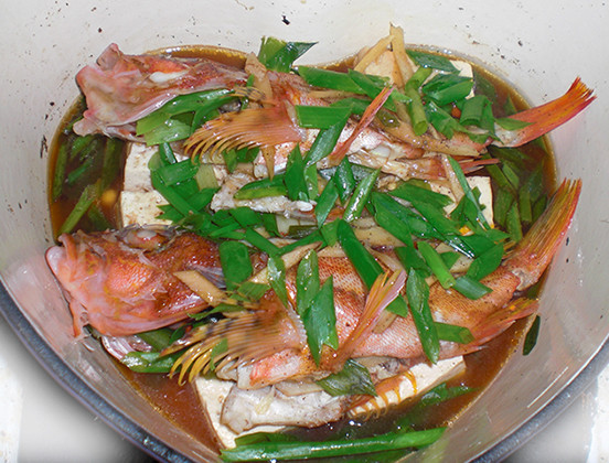 豆腐蒸魚(鑄鐵鍋)