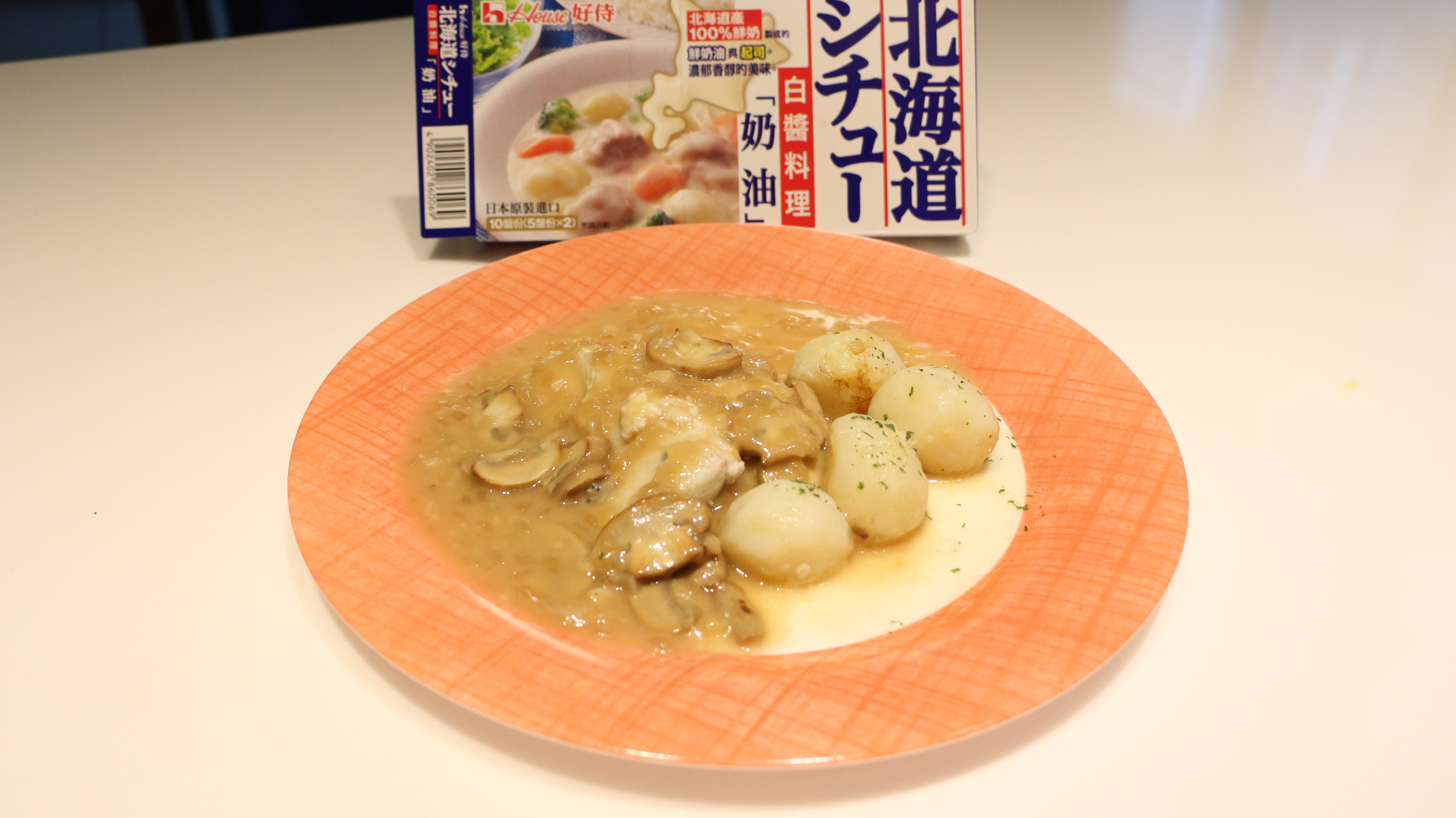 奶油洋菇鱸魚排【好侍北海道白醬料理】