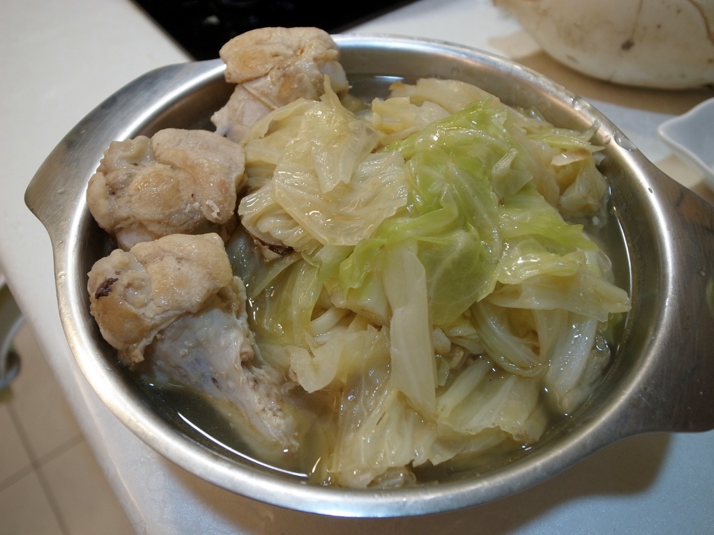 麻油雞蔬菜湯麵