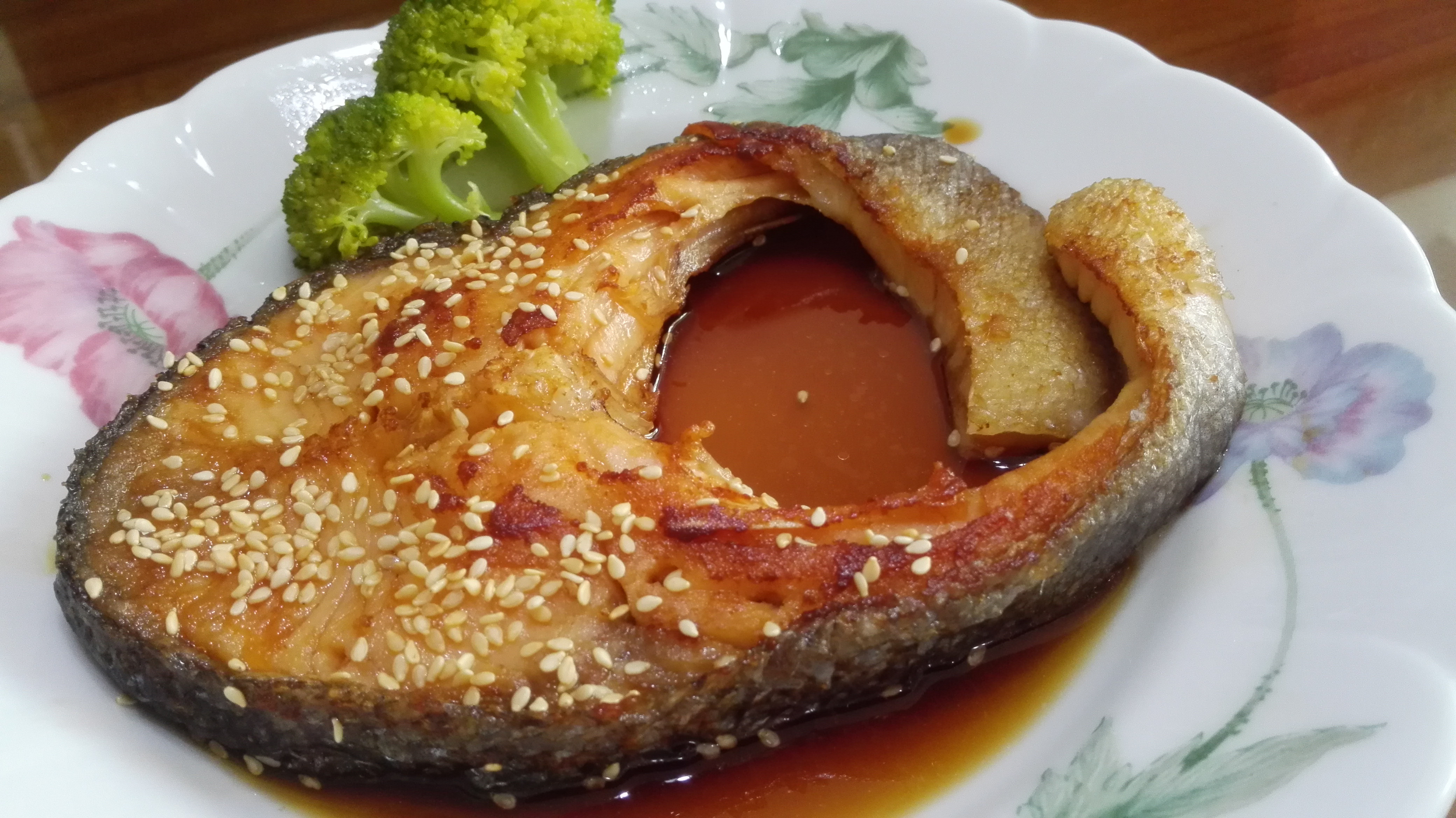 蒲燒鮭魚