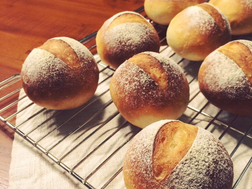 简易小圆面包 dinner roll