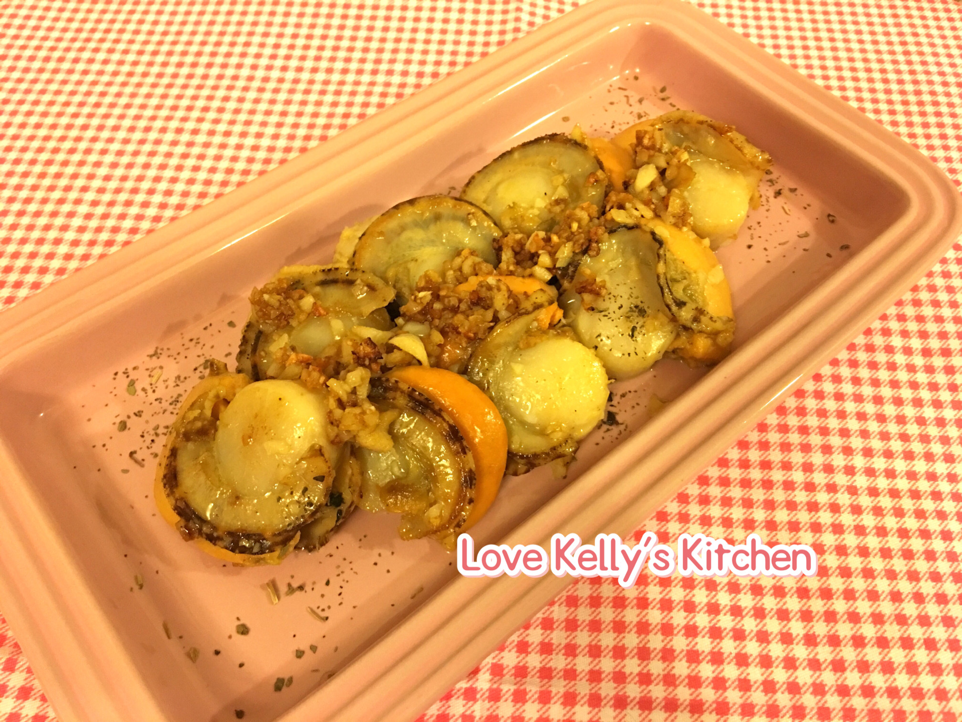 牛油蒜蓉炒帶子 by Lovekellykitchen