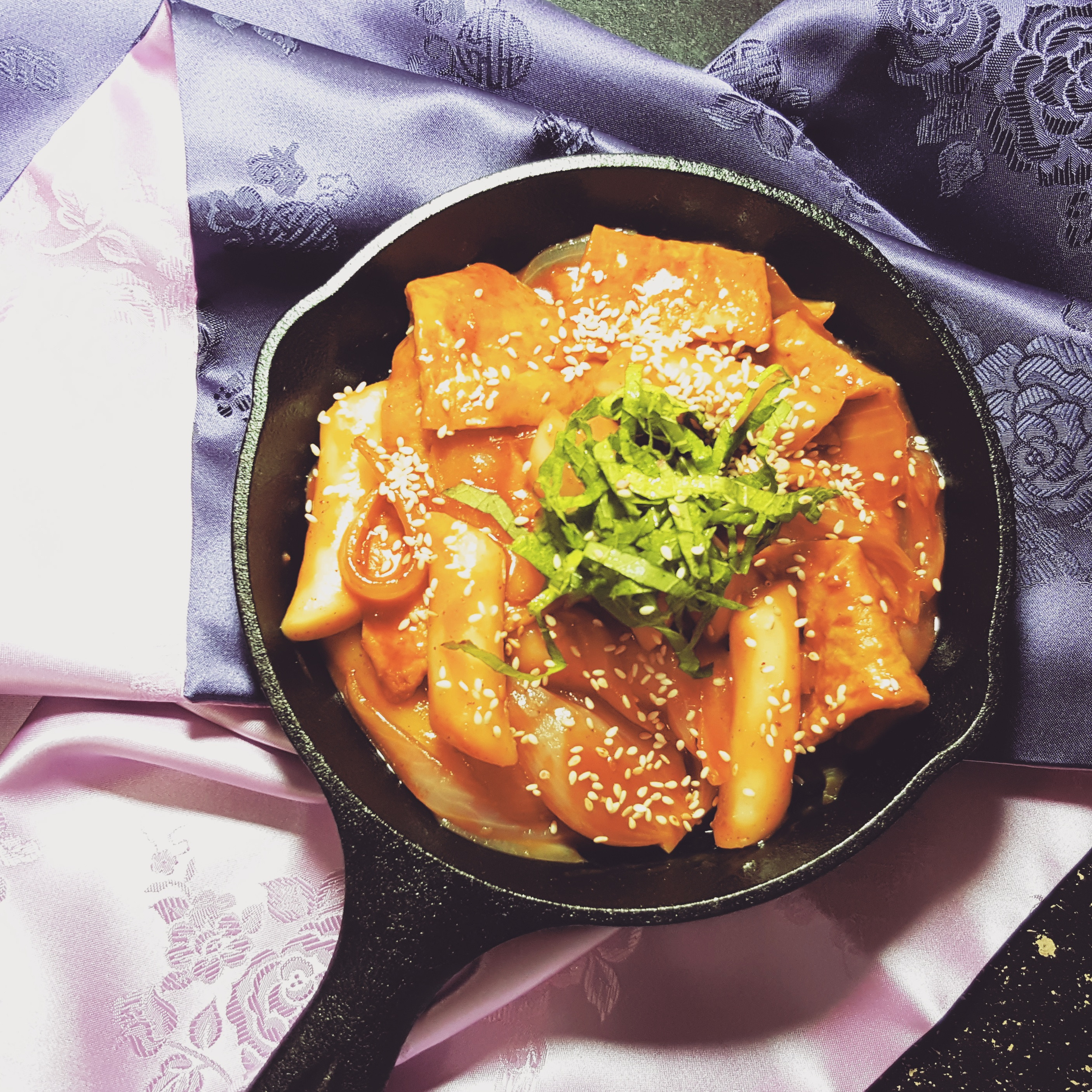 韩式泡菜年糕火锅怎么做_韩式泡菜年糕火锅的做法_豆果美食