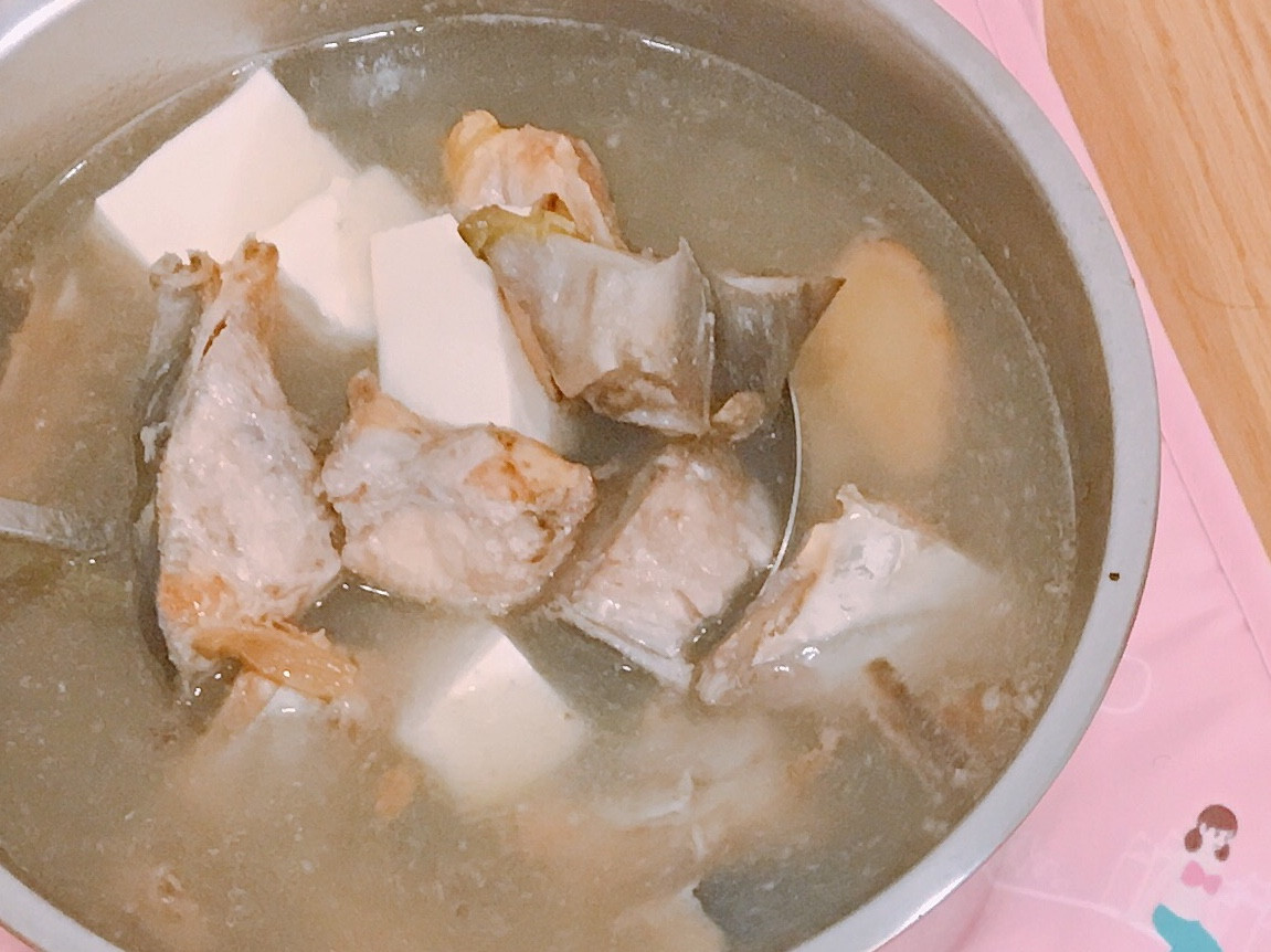鮮魚豆腐湯