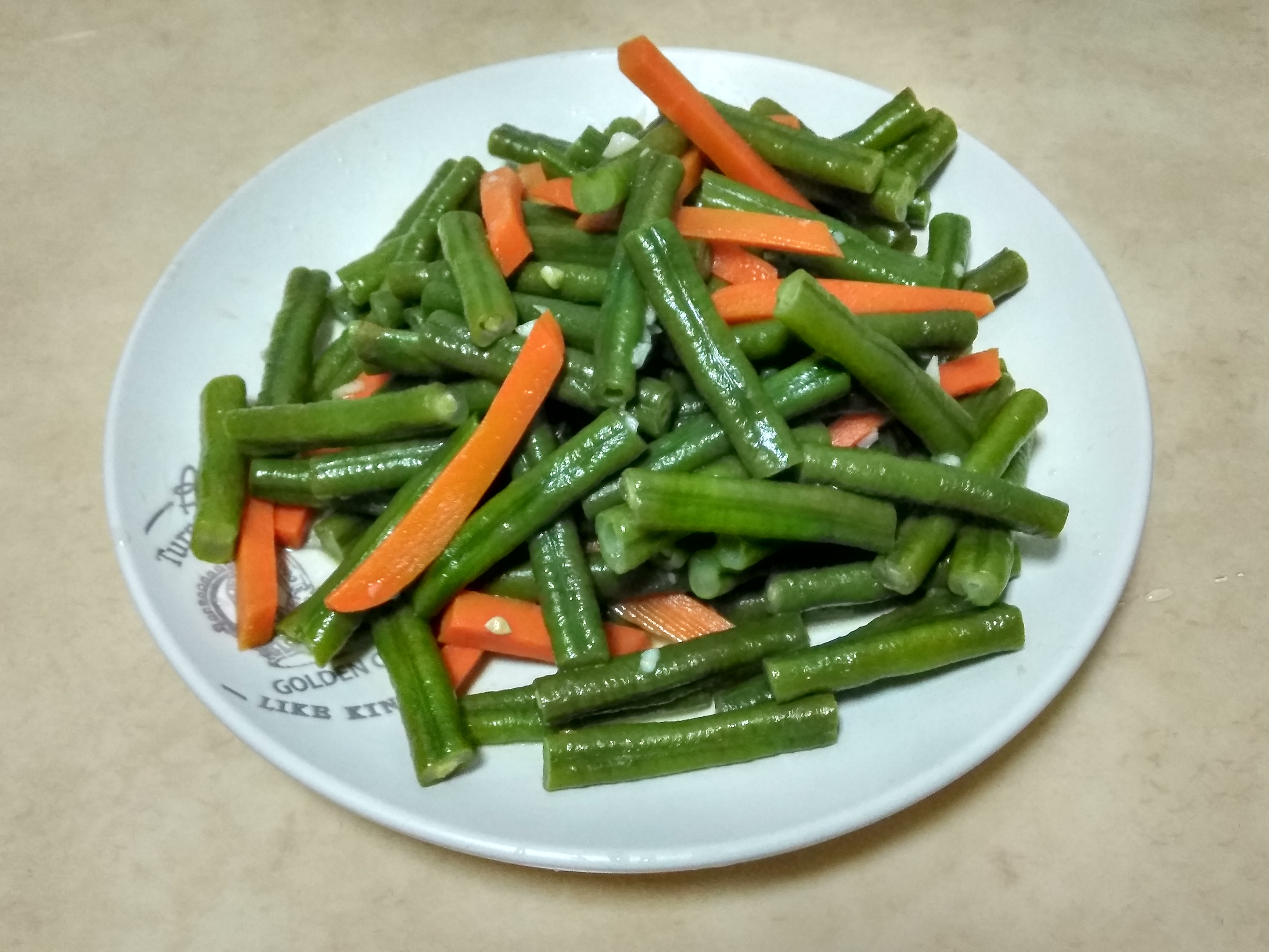 木箱中的菜豆、绿豆或肾豆 库存图片. 图片 包括有 本质, 蛋白质, 一堆, 原始, 背包, 市场, 饮食 - 166585977