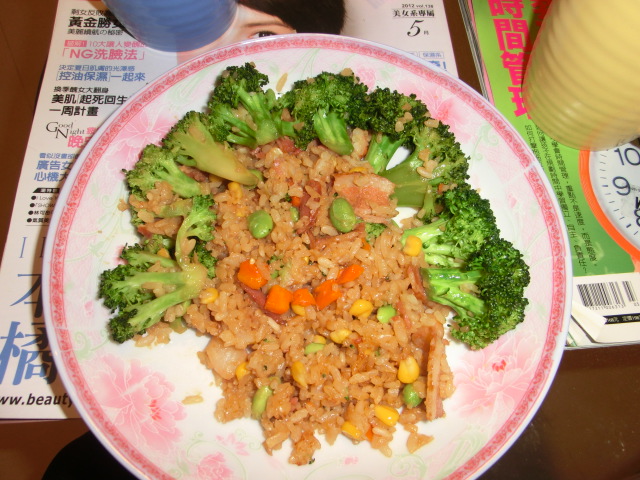 十分輕鬆料理diy 桂冠蝦仁炒飯創意料理 快樂樹by 小魔女 愛料理