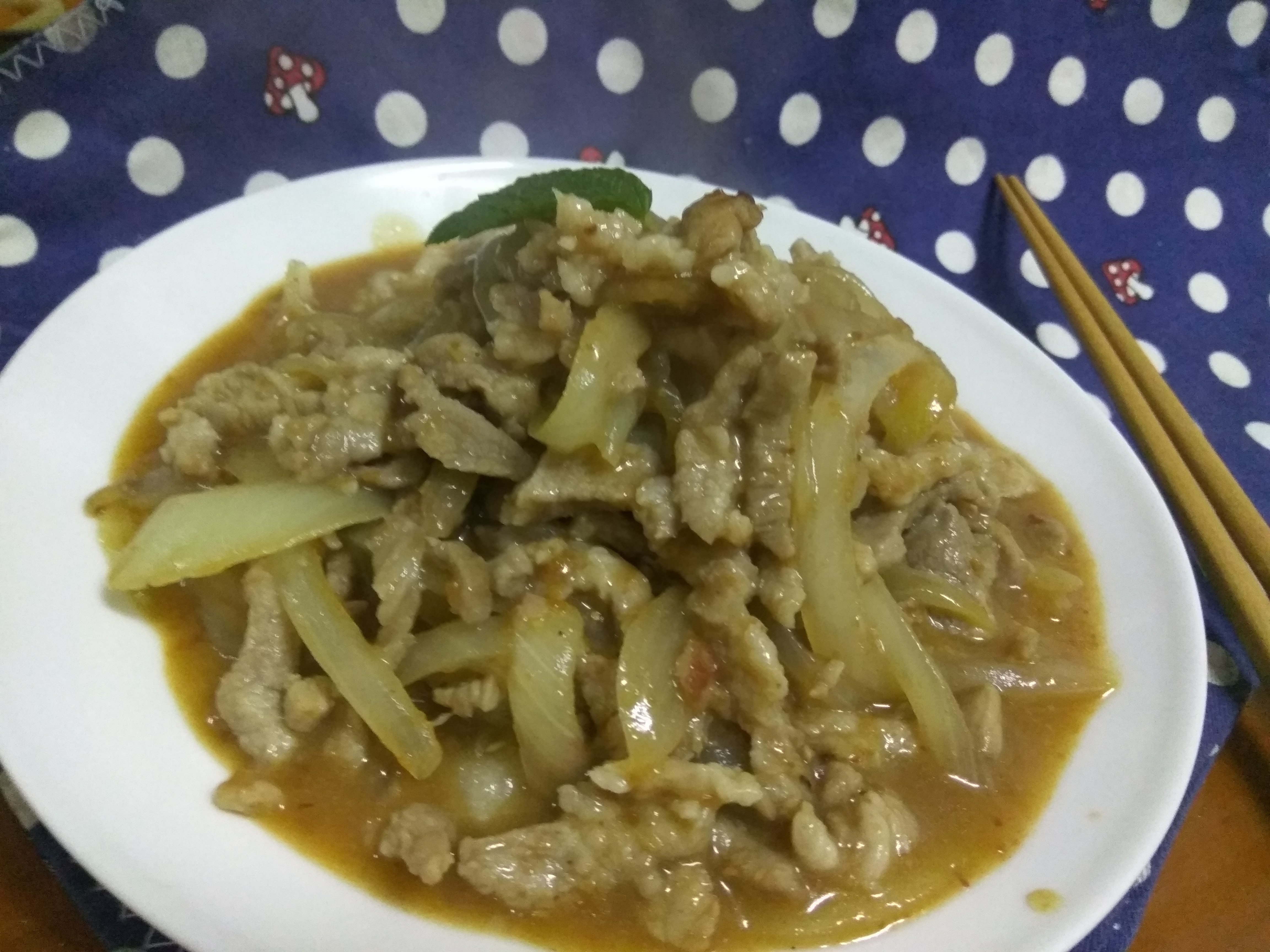 十分鐘上菜 一鍋到底 沙茶洋葱炒豚肉絲by Ching 愛料理