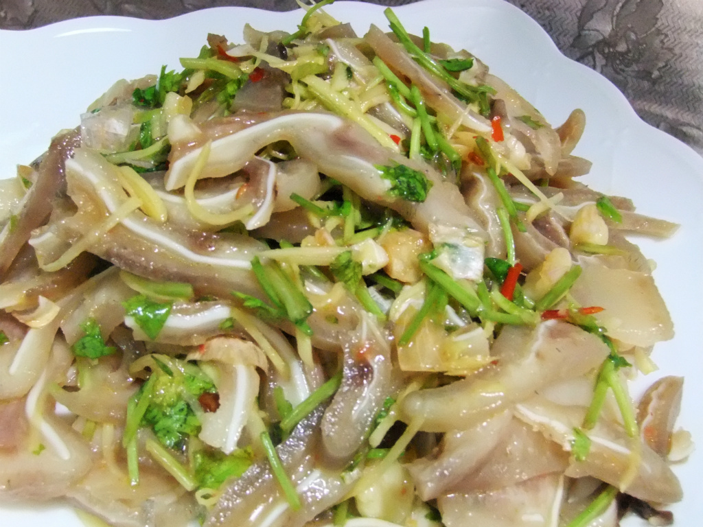 ღ小吟愛做菜ღ 涼拌酸溜豬耳朵by ღ小吟愛做菜ღ 愛料理