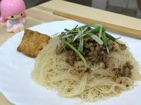 快手10分鐘,一鍋到底~炒肉燥米粉