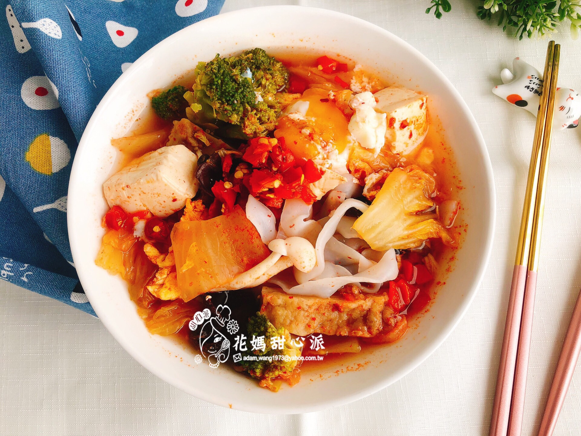 韓式泡菜雞絲河粉鍋（15分鐘低卡料理）