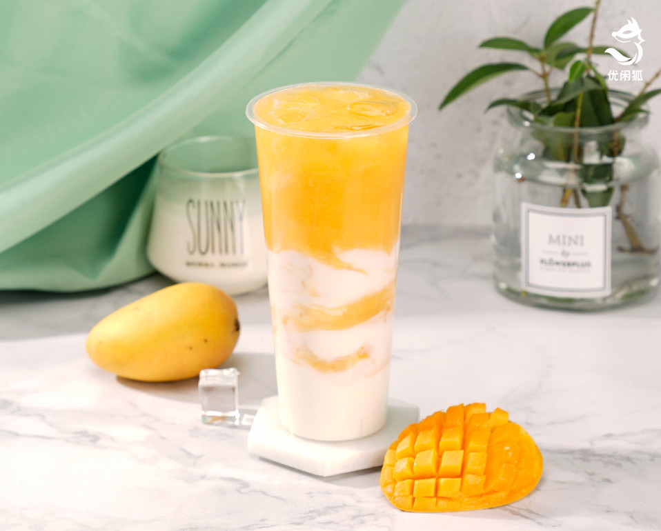 经典饮品：芒果与酸奶组合，健康又好喝！