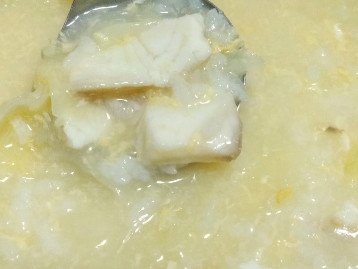 鯛魚高麗菜粥