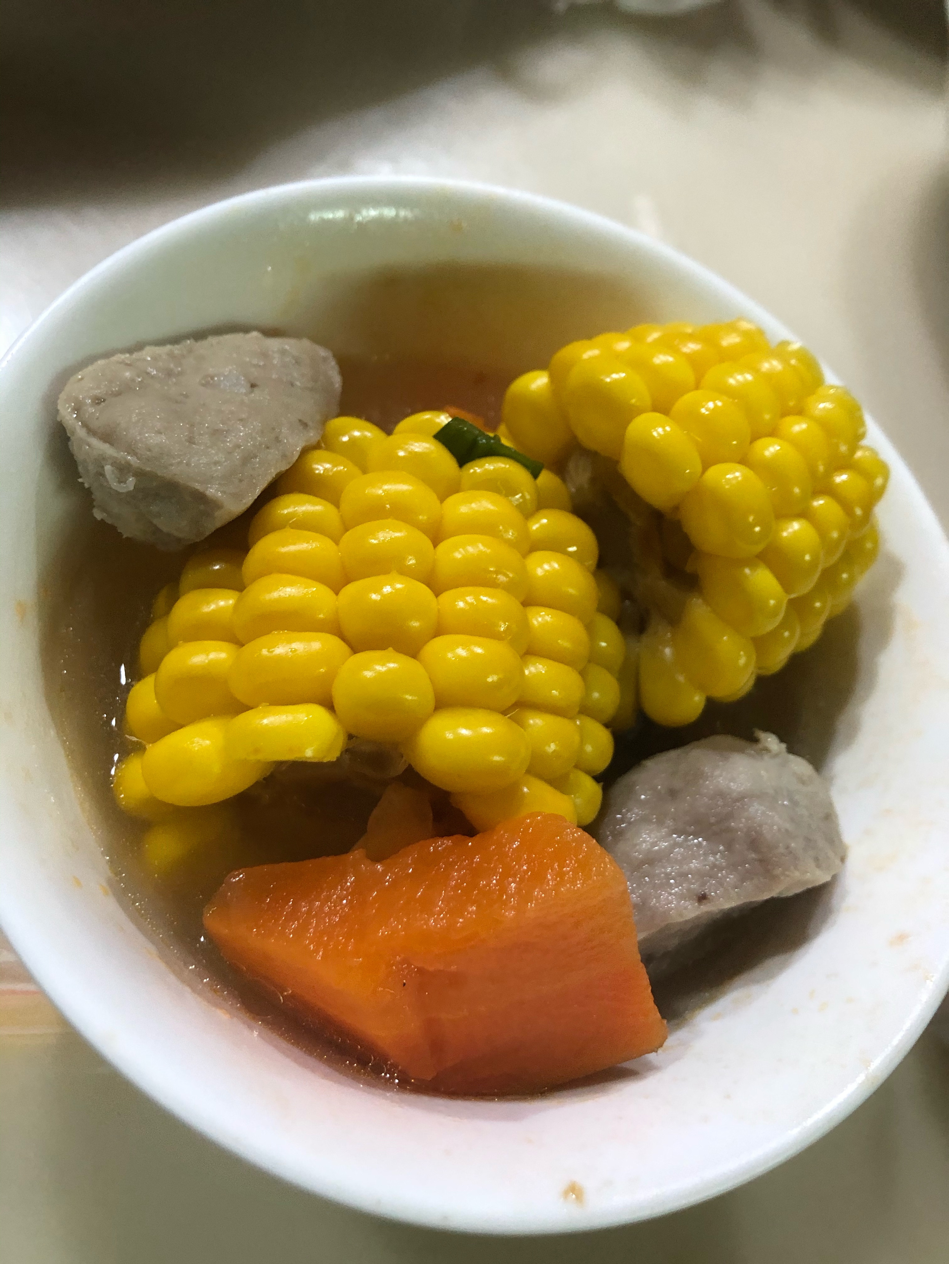 玉米貢丸湯