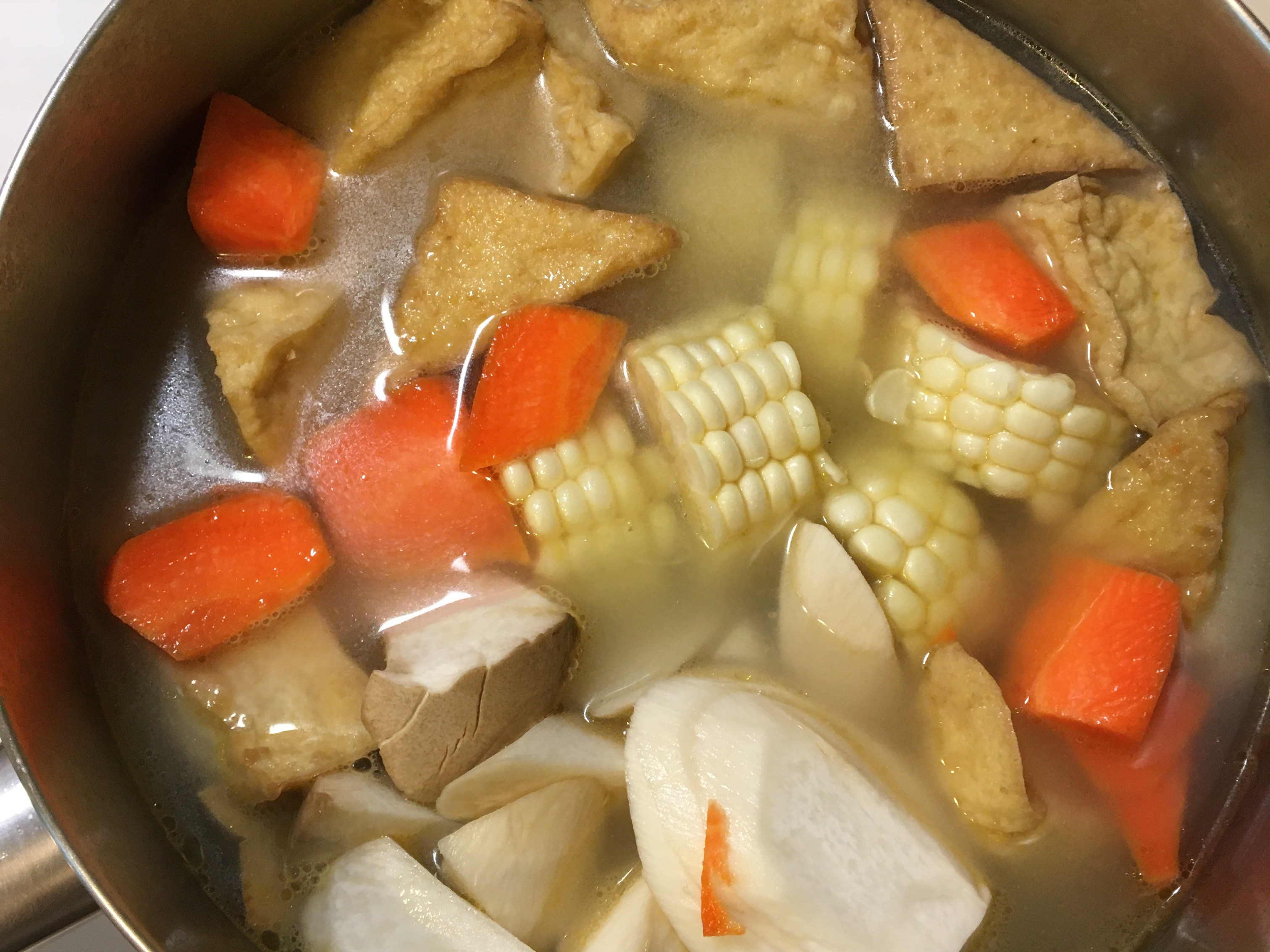 油豆腐玉米湯