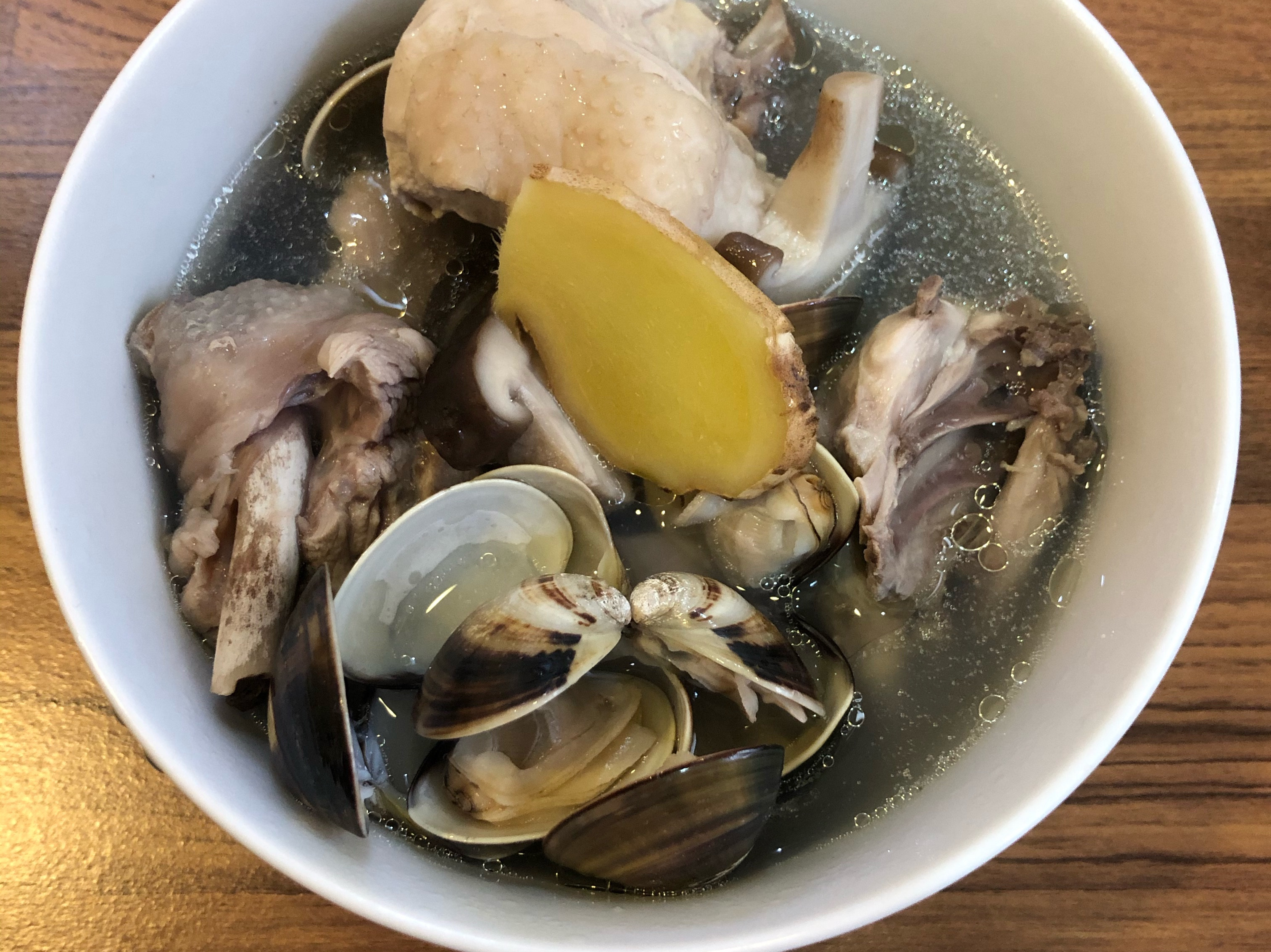 香菇蛤蜊雞湯