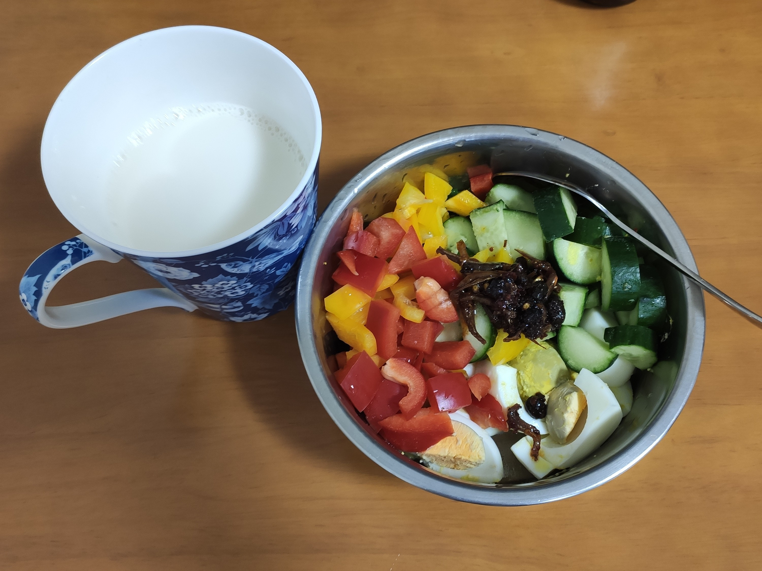 ［戒醣/減醣早餐］水煮蛋彩虹沙拉