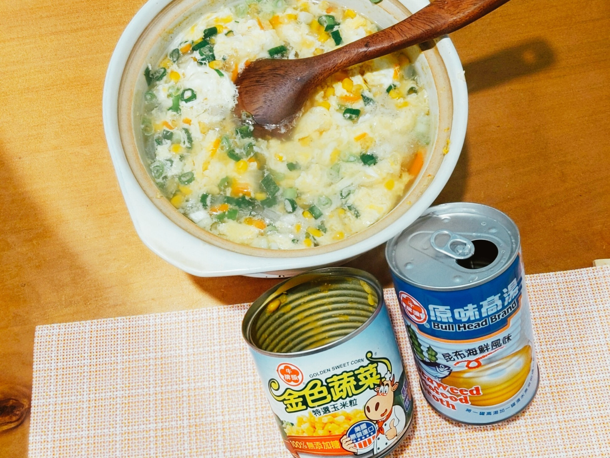 玉米蛋花汤 Corn and Egg Drop Soup