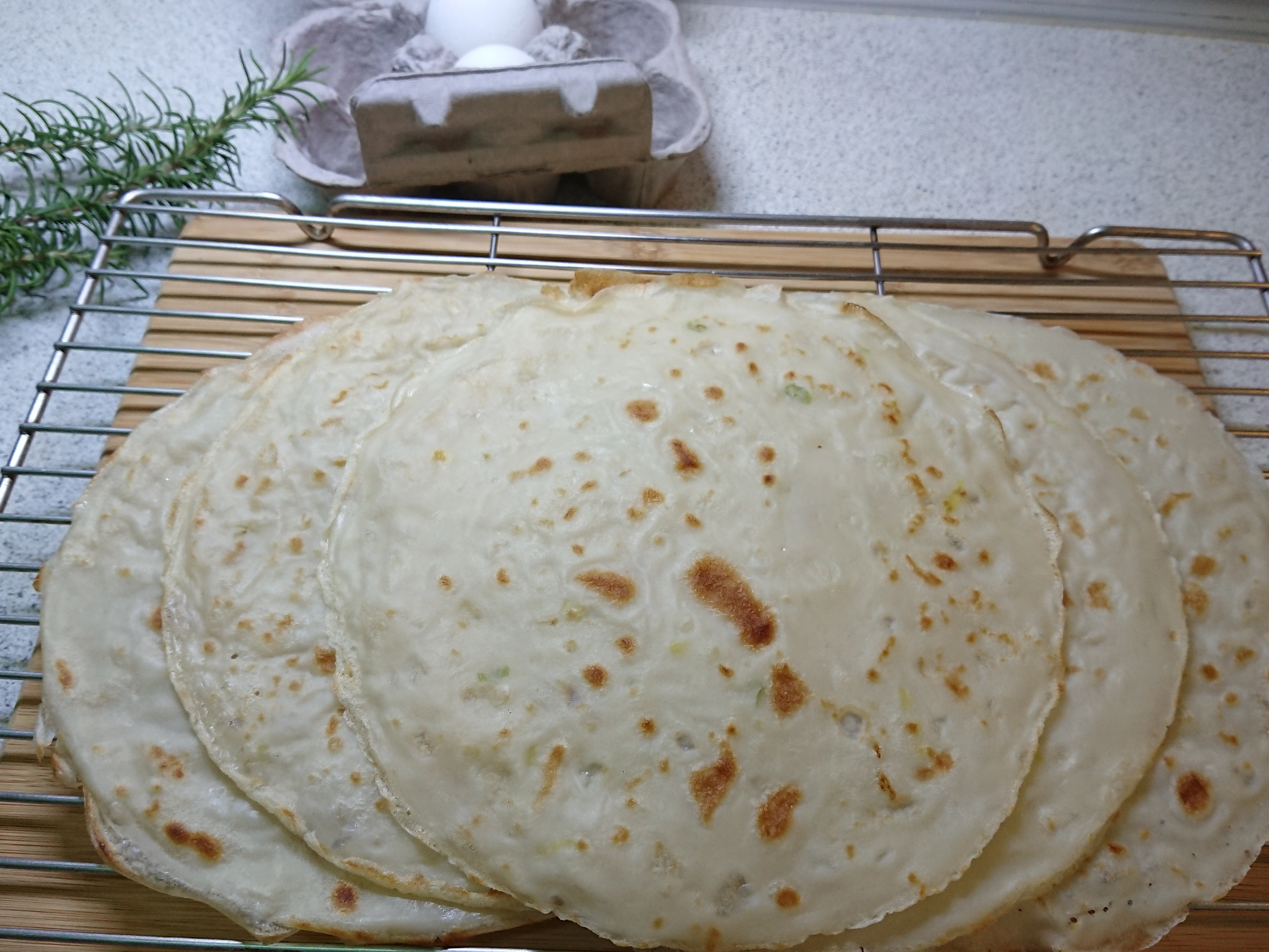 快速蛋餅皮 免揉桿無技巧 By 莎莎醬不辣 愛料理