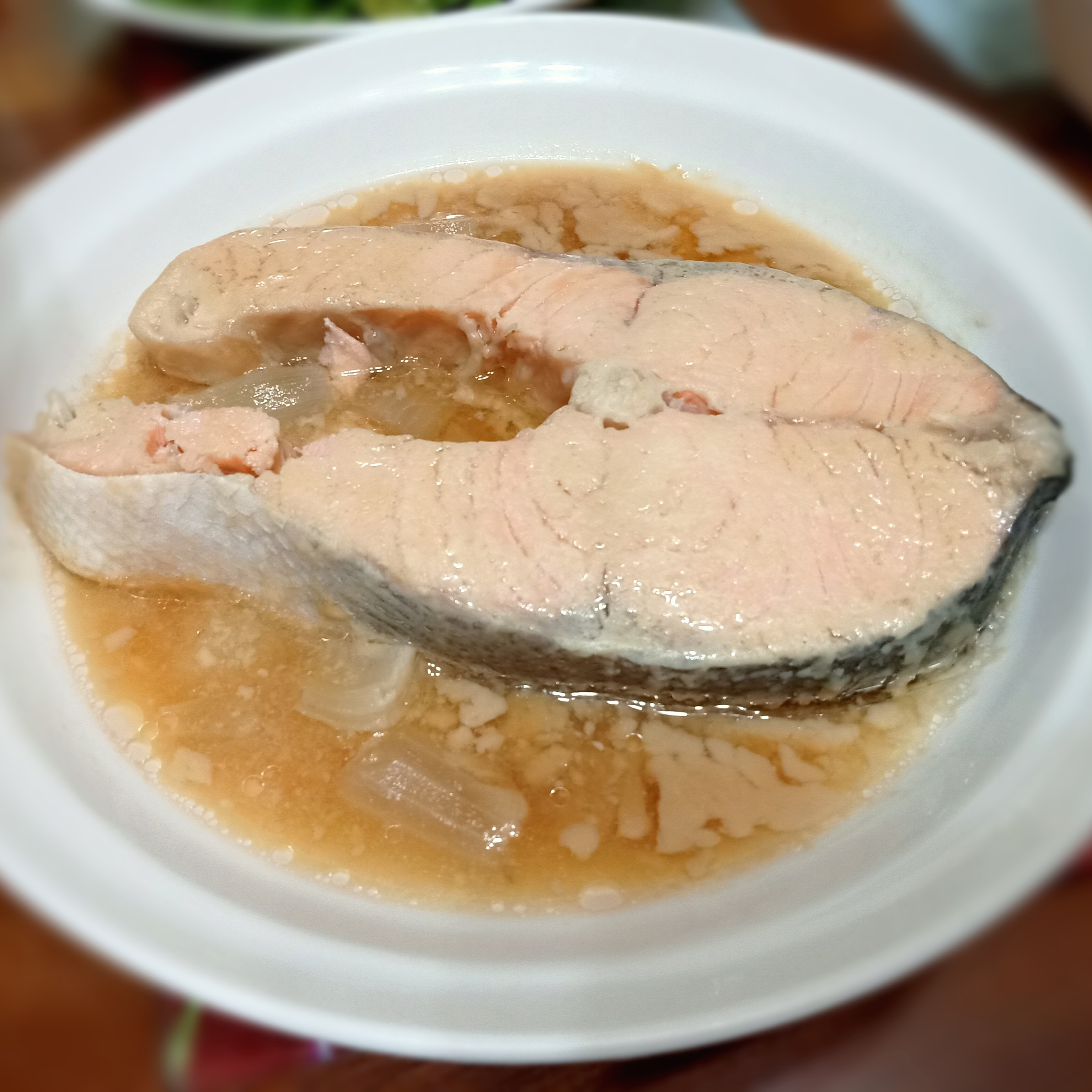 味增洋蔥蒸鮭魚（電鍋料理）