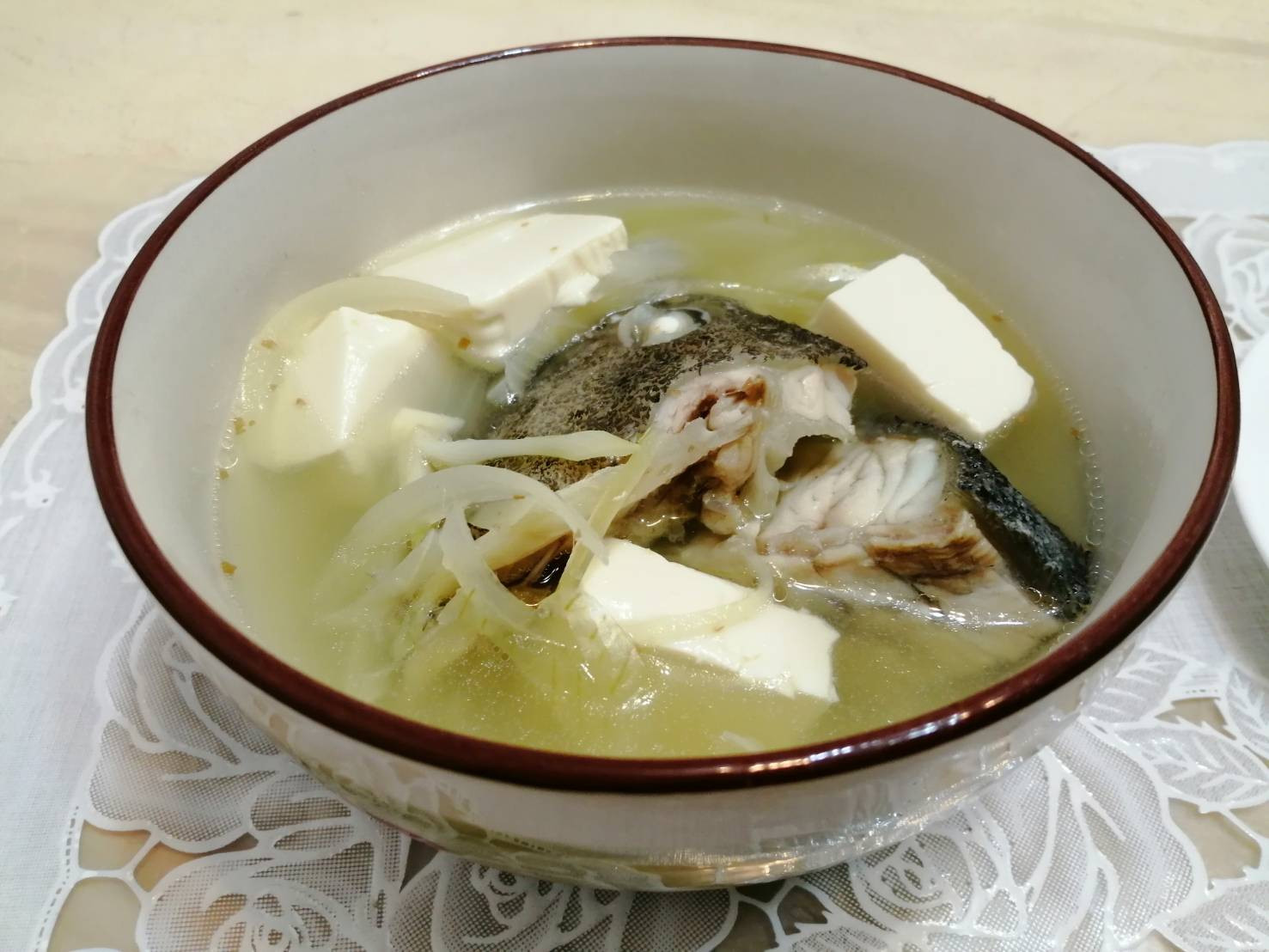 石斑魚頭洋蔥湯