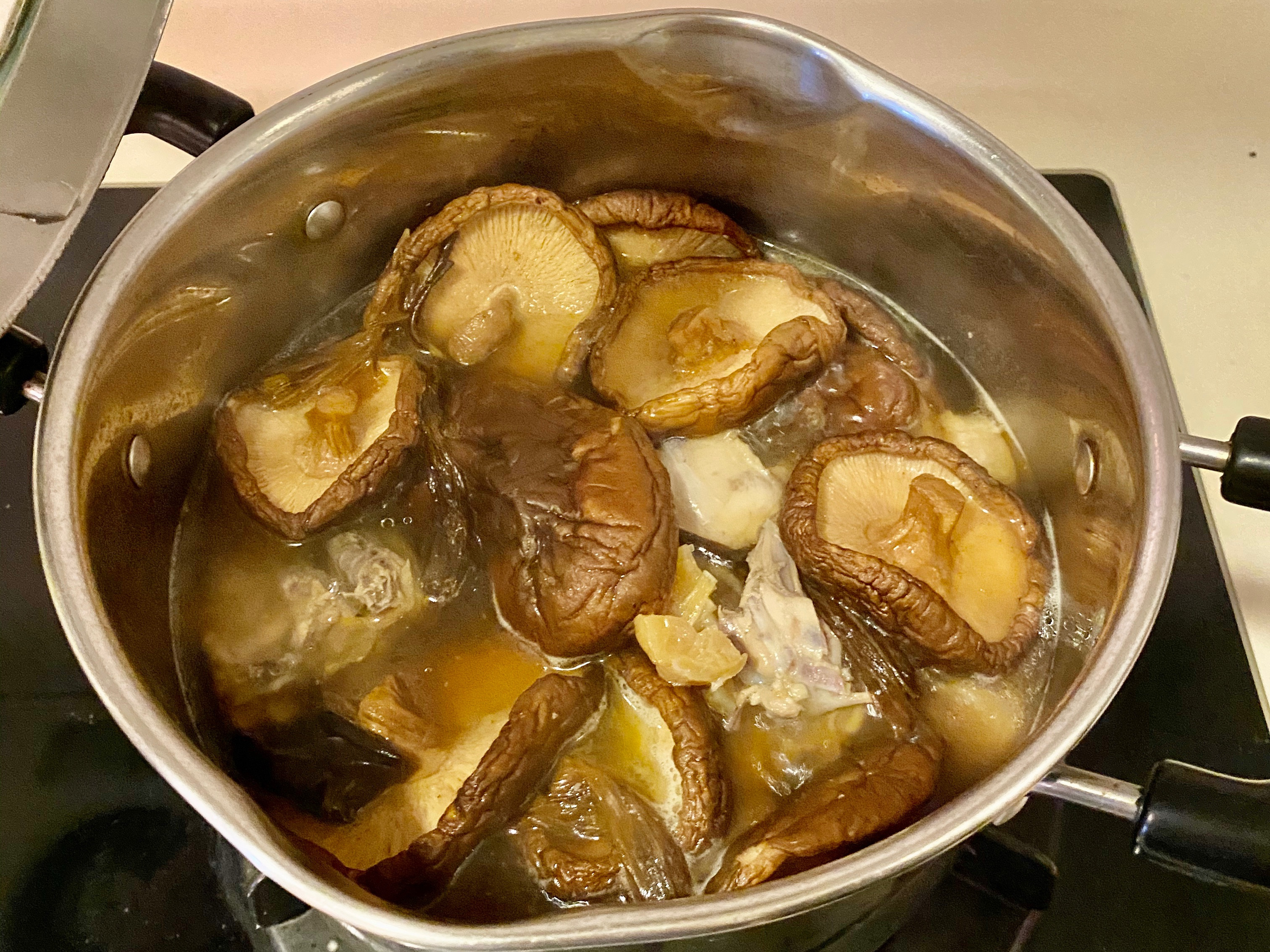 香菇干貝雞湯
