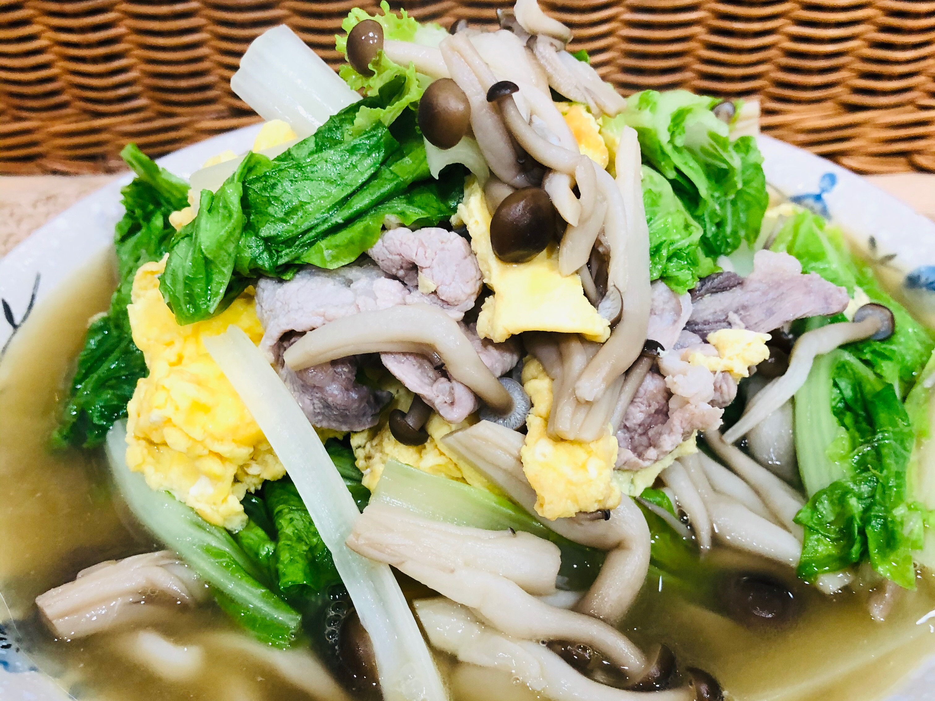 鮮美鴻禧菇燴青菜
