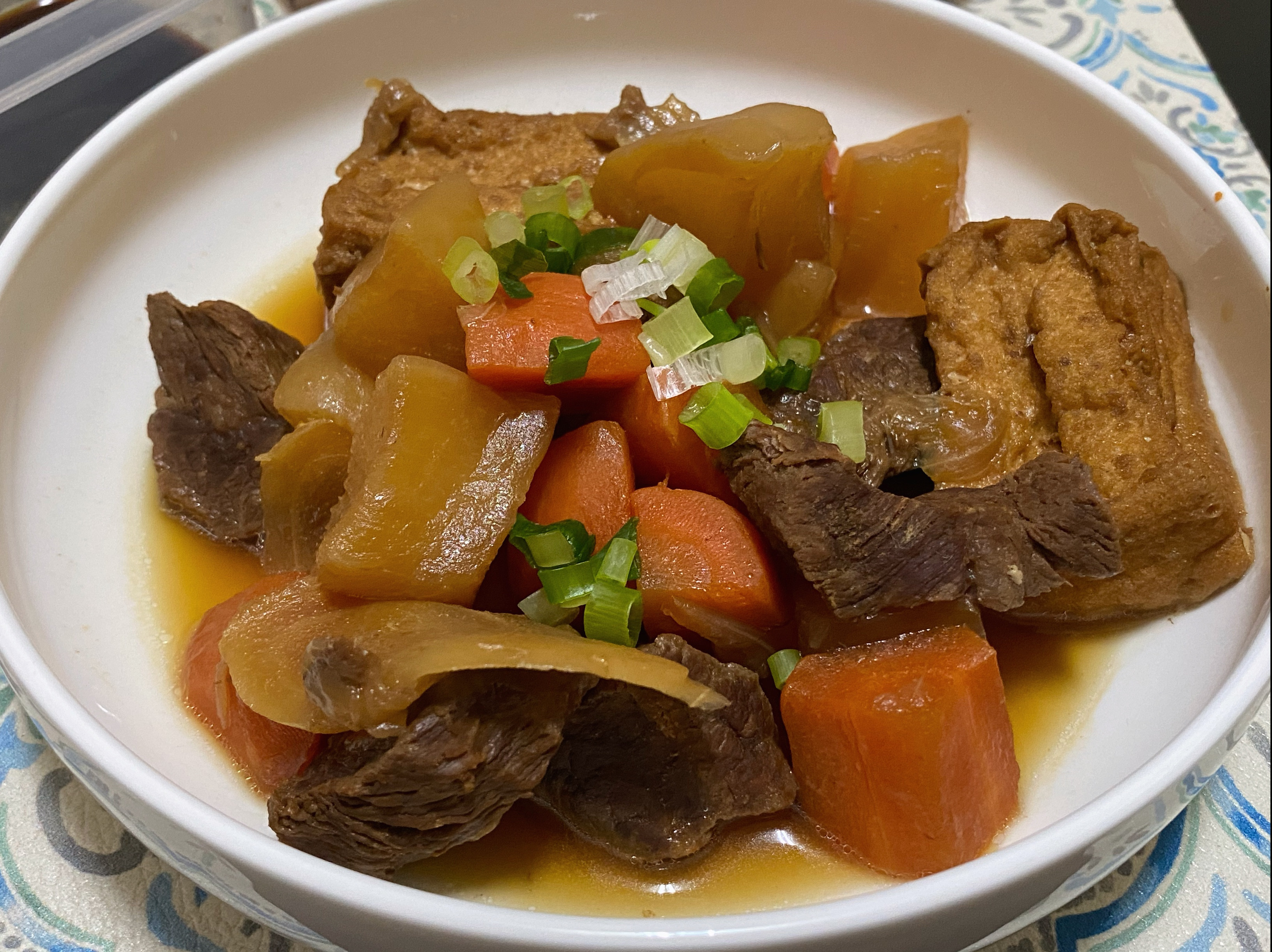飛利浦微電鍋-蘿蔔燉牛肉（油豆腐）