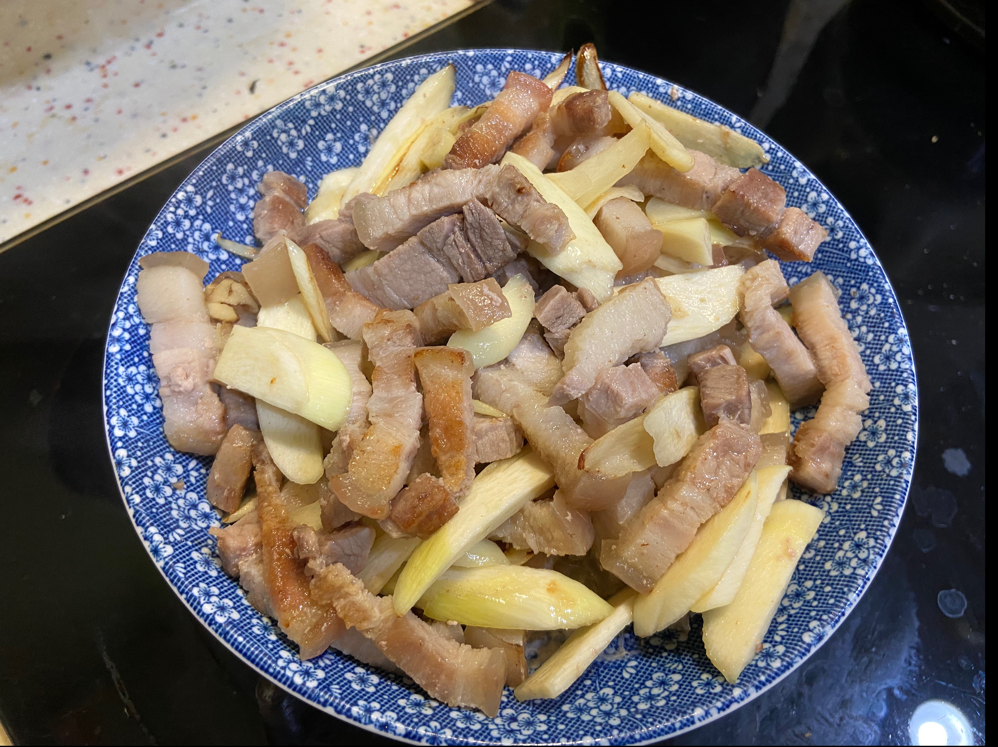 皎白筍炒豬肉