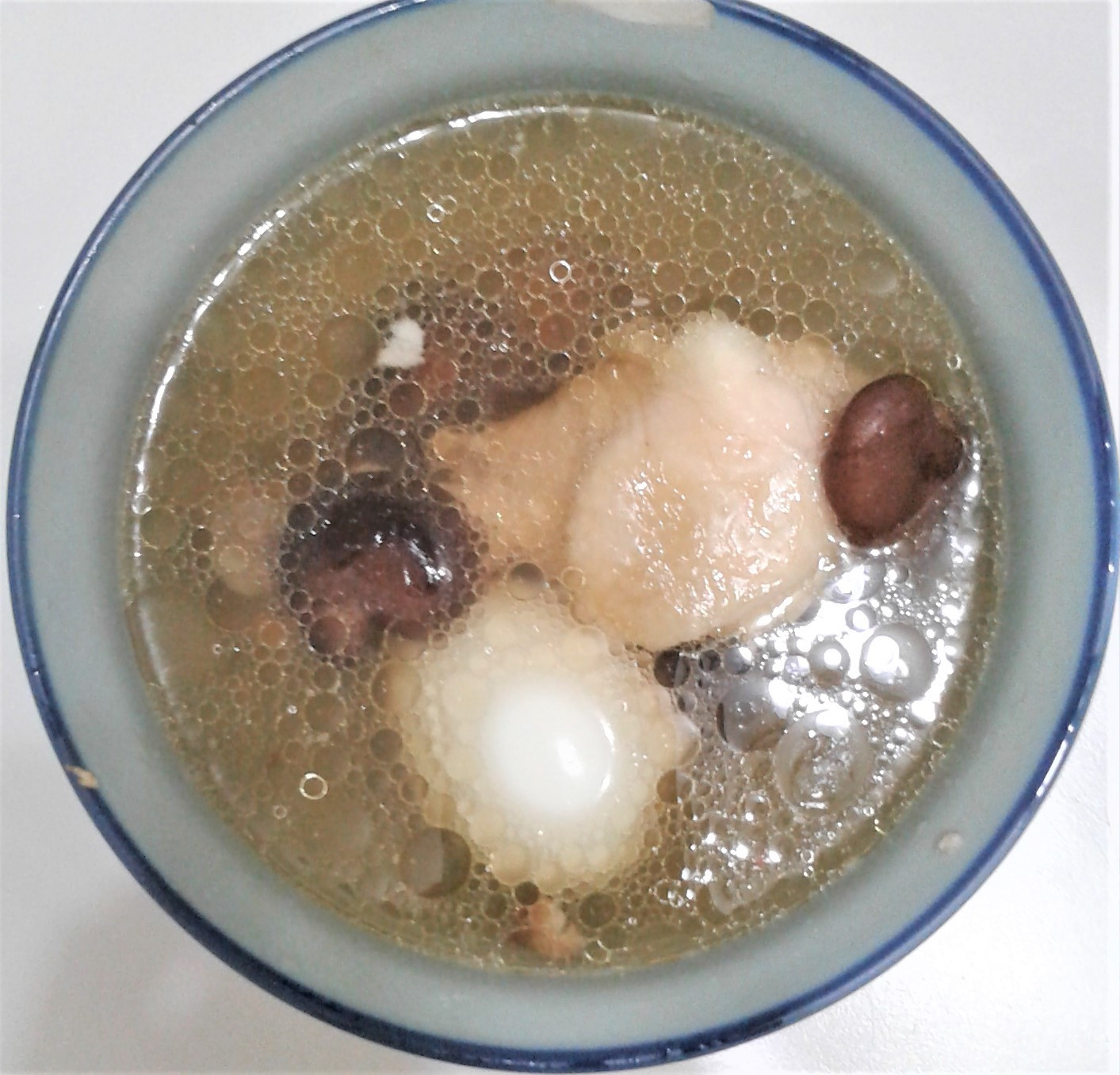 麻油香菇雞湯