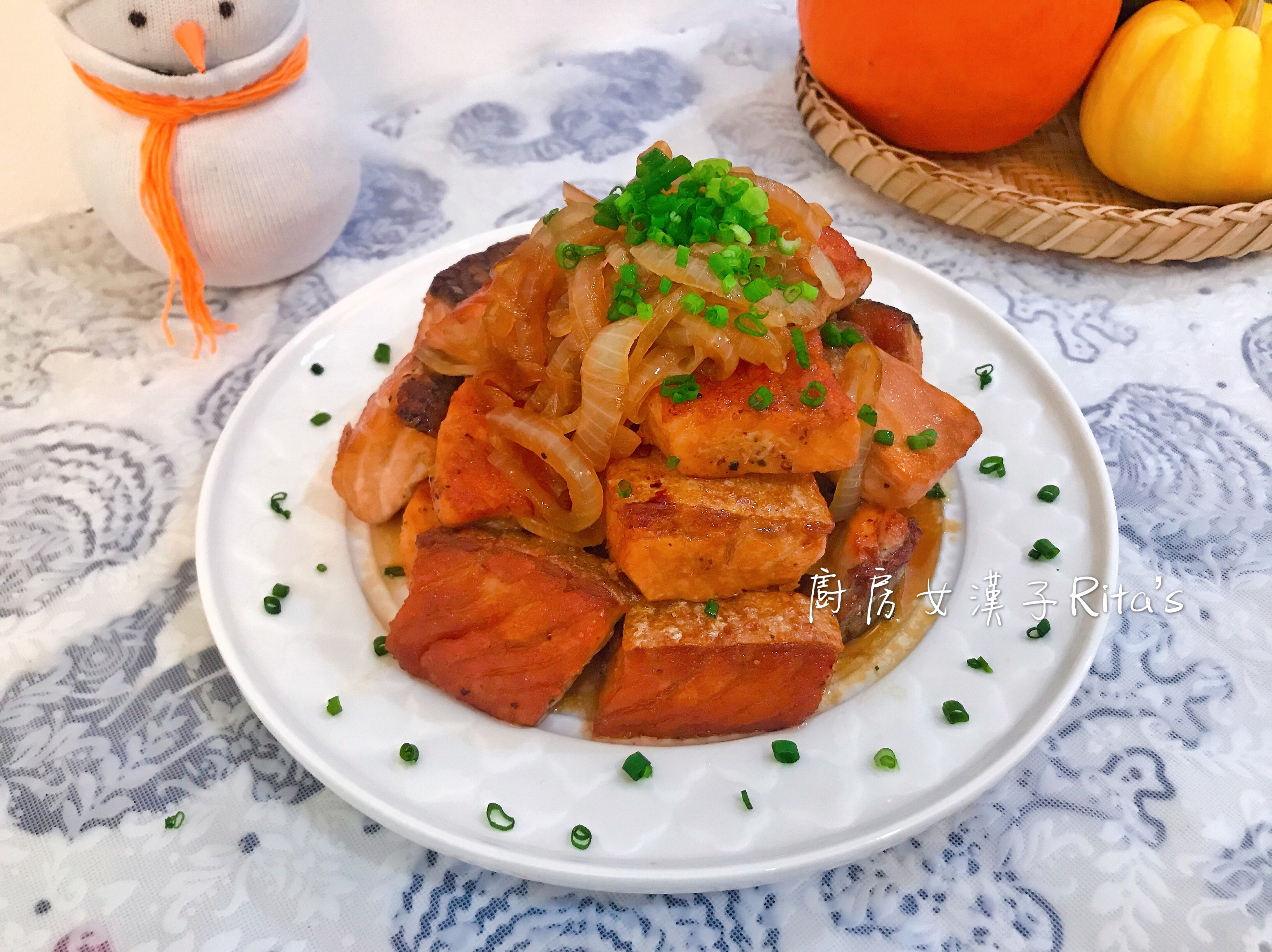 洋蔥燒鮭魚by 廚房女漢子rita S 愛料理