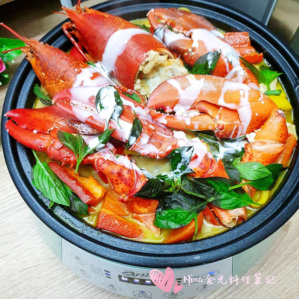 泰式綠咖哩蝦蝦海鮮鍋