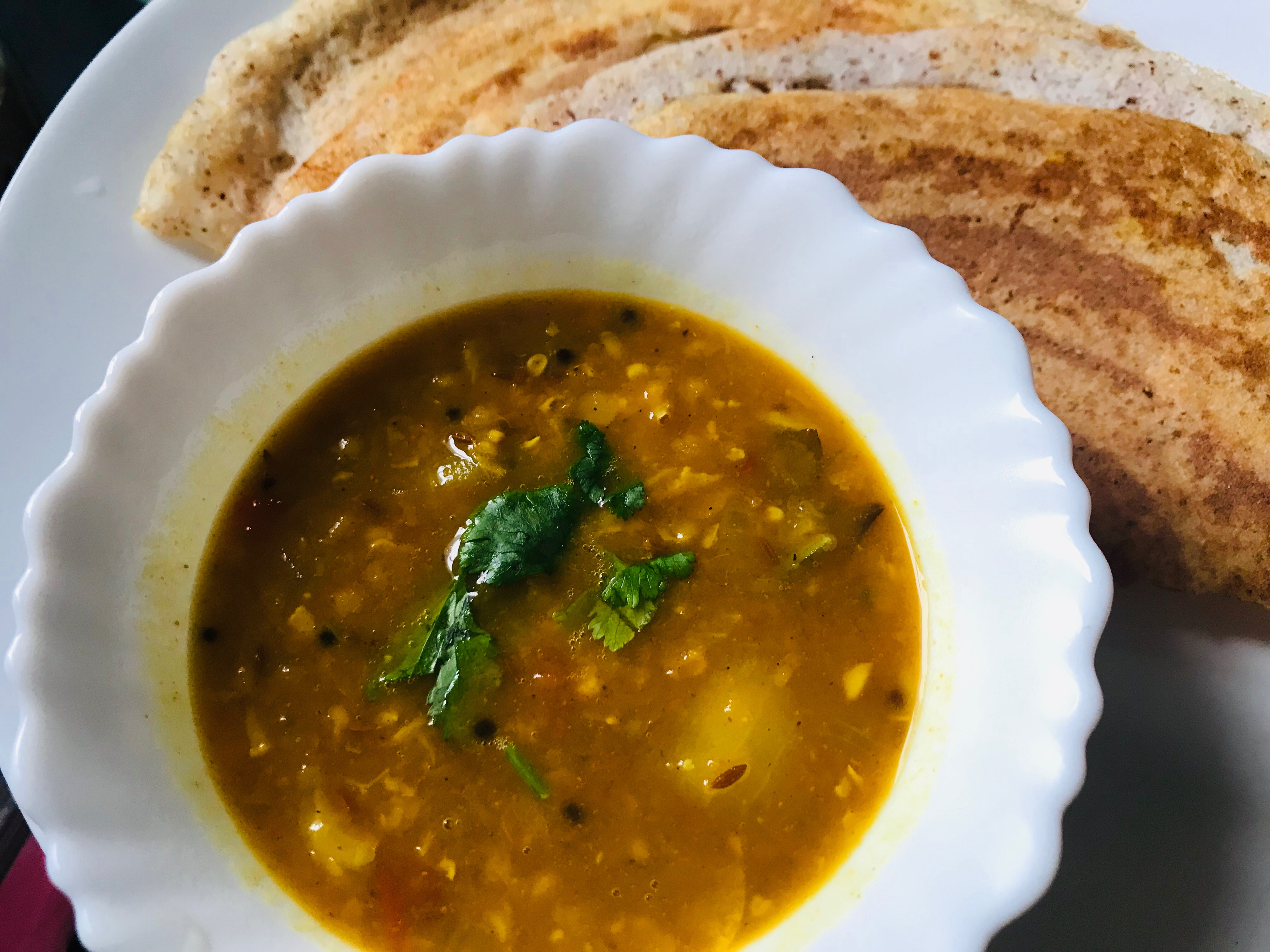 印度Sambar酸豆(羅望子)扁豆蔬菜湯