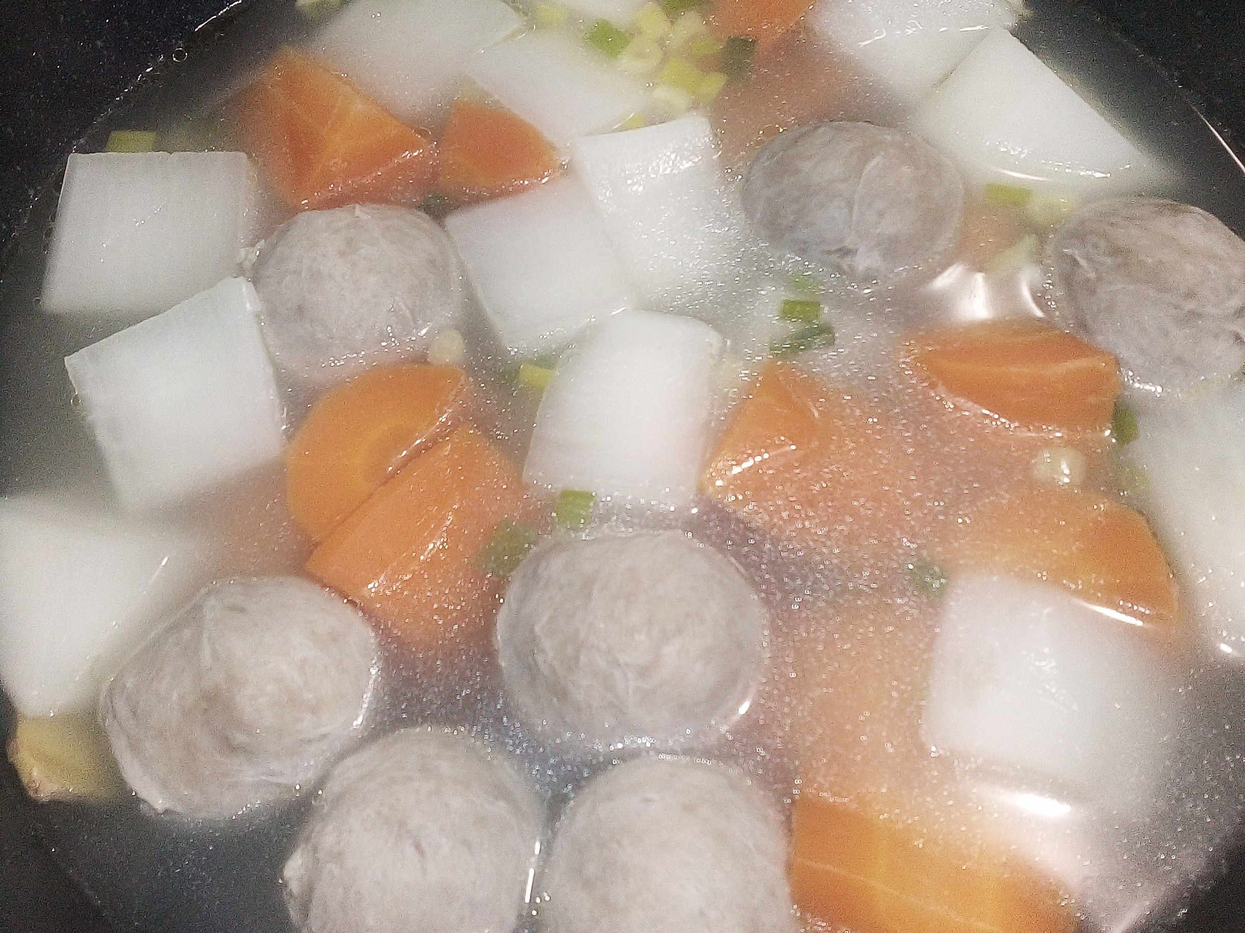 蘿蔔貢丸湯