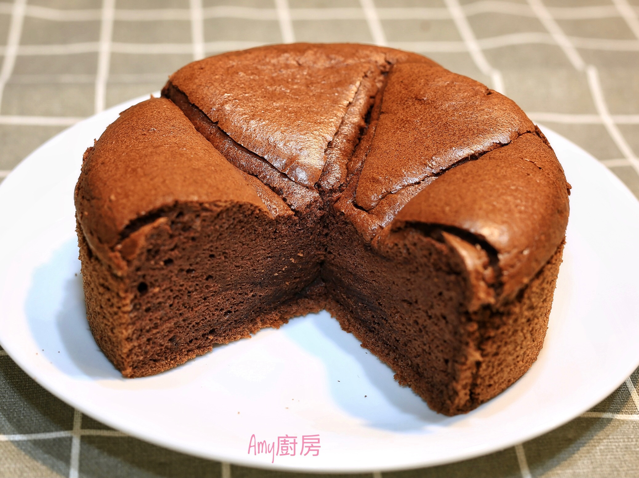 巧克力戚風蛋糕（6吋減糖配方）