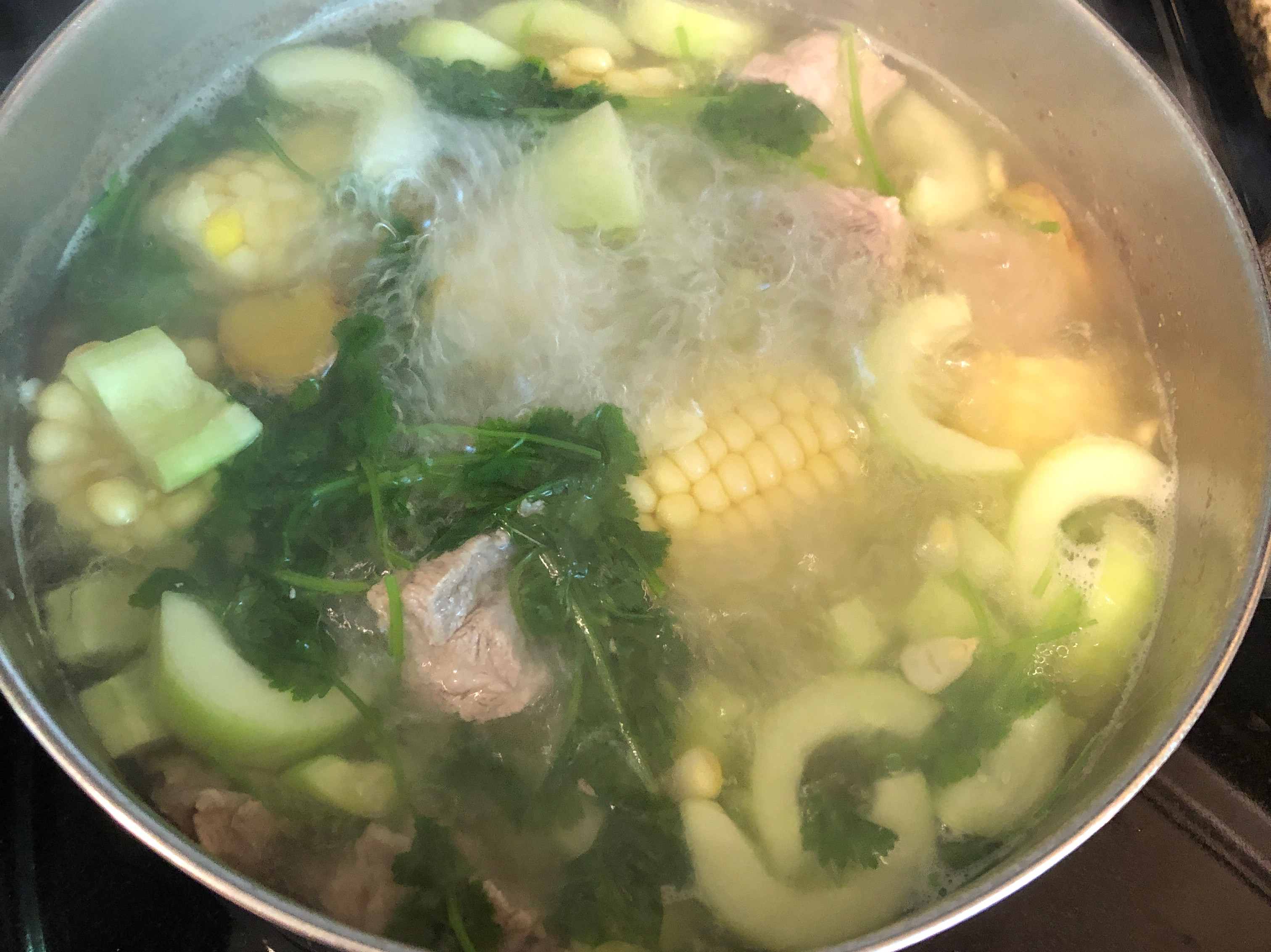 黃瓜玉米排骨湯