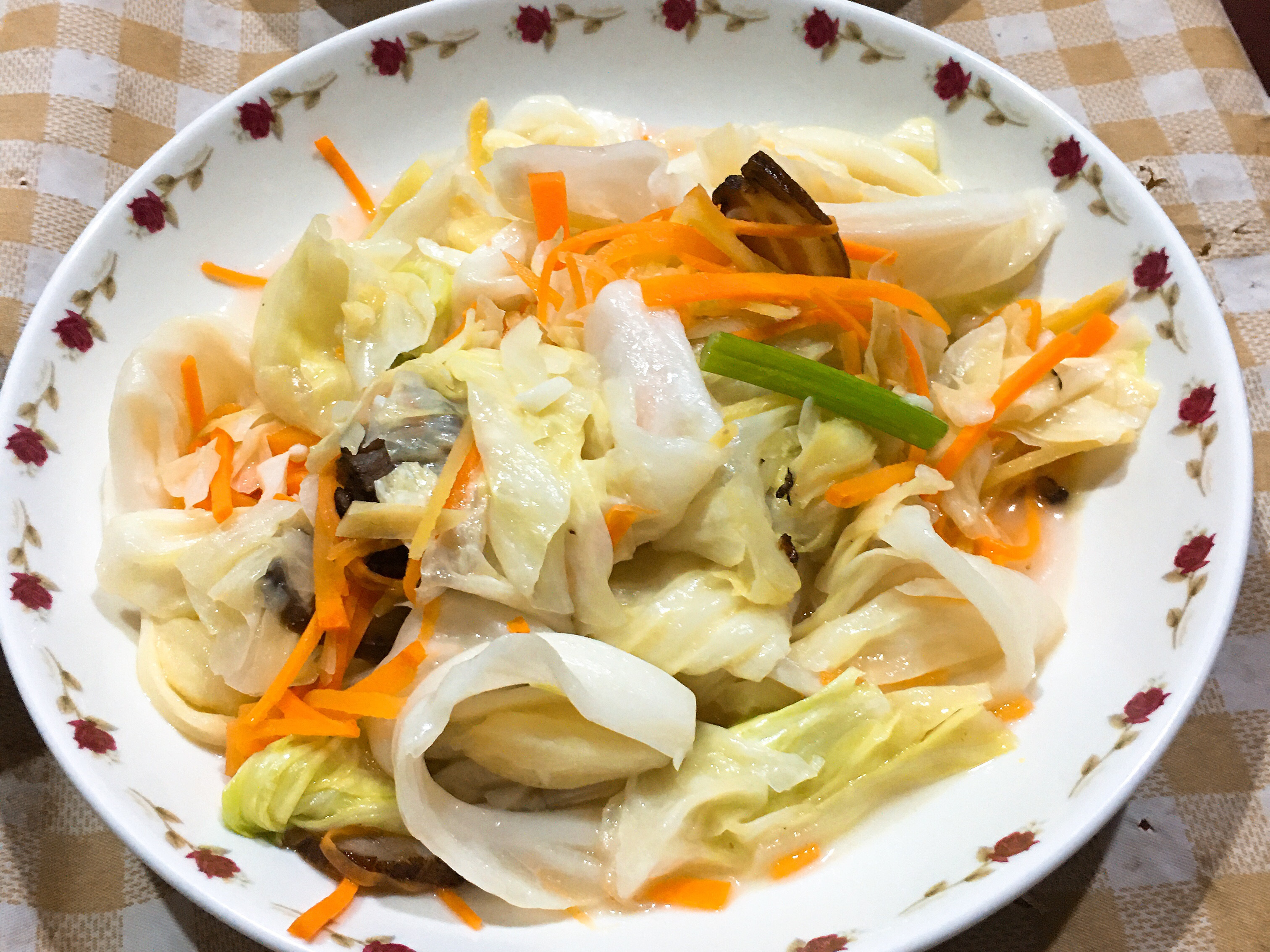 （清冰箱料理）✌️臘肉炒高麗菜
