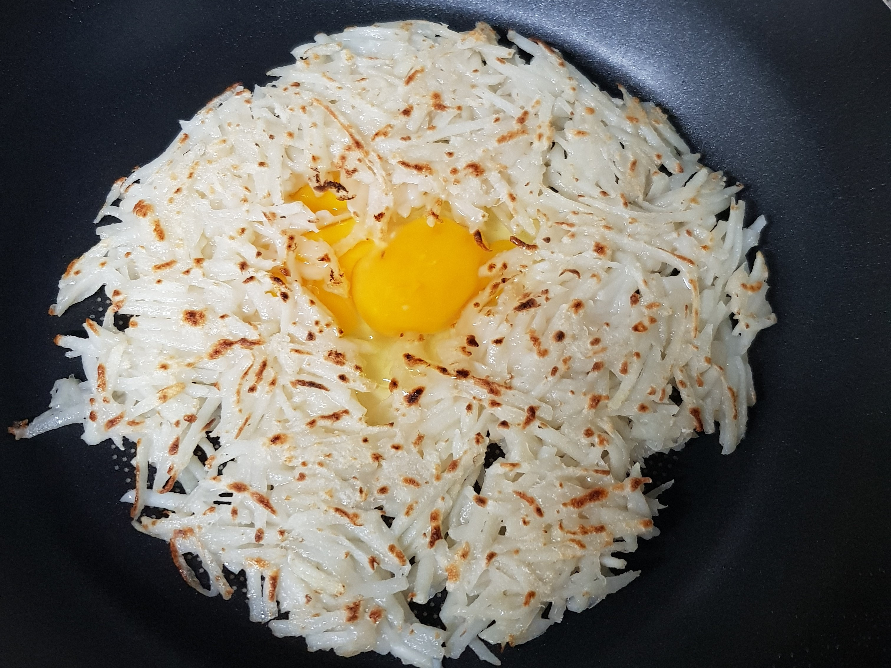 親子手作:鳥巢蛋~馬鈴薯煎蛋