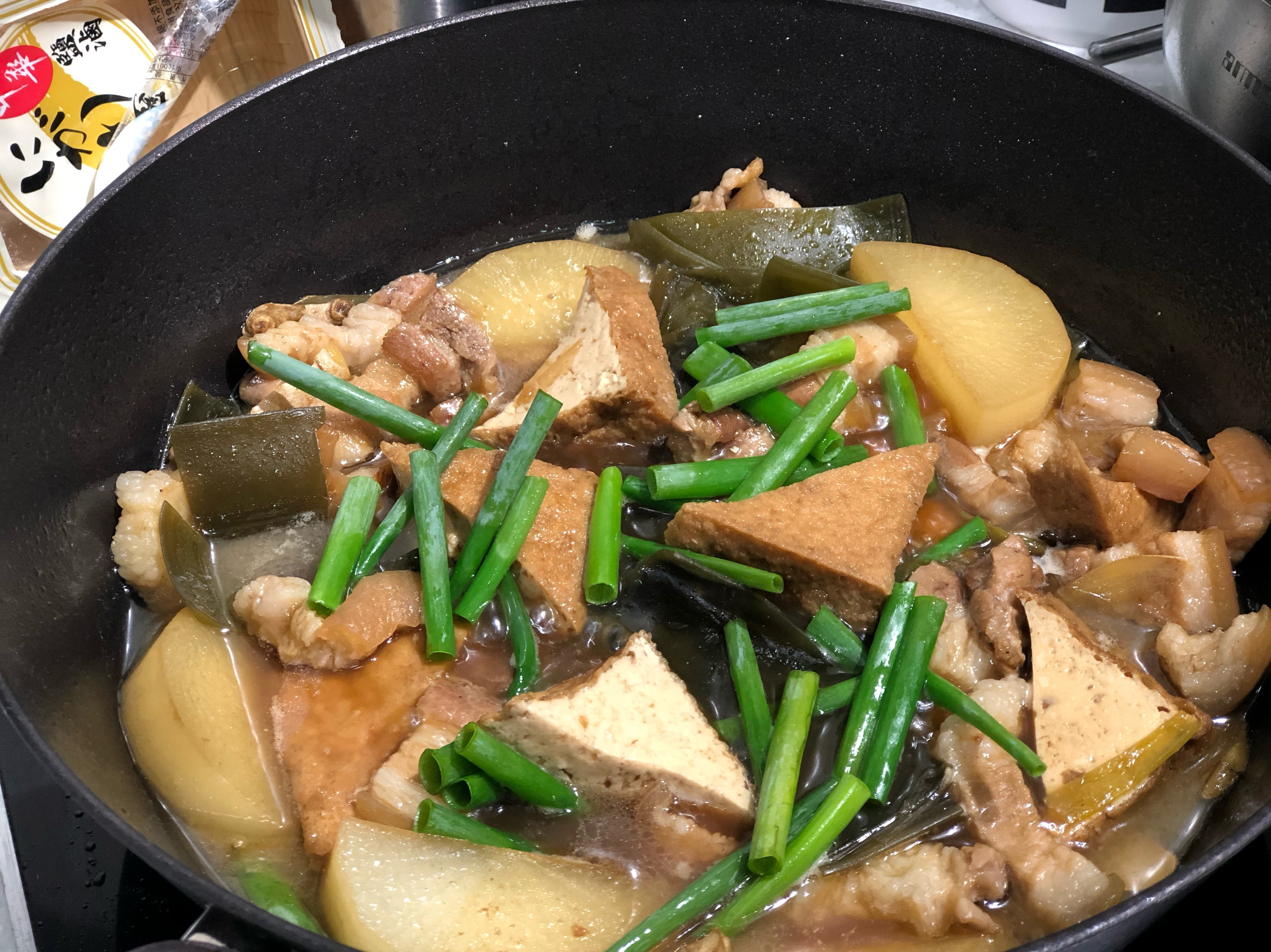 紅燒肉滷蘿蔔油豆腐