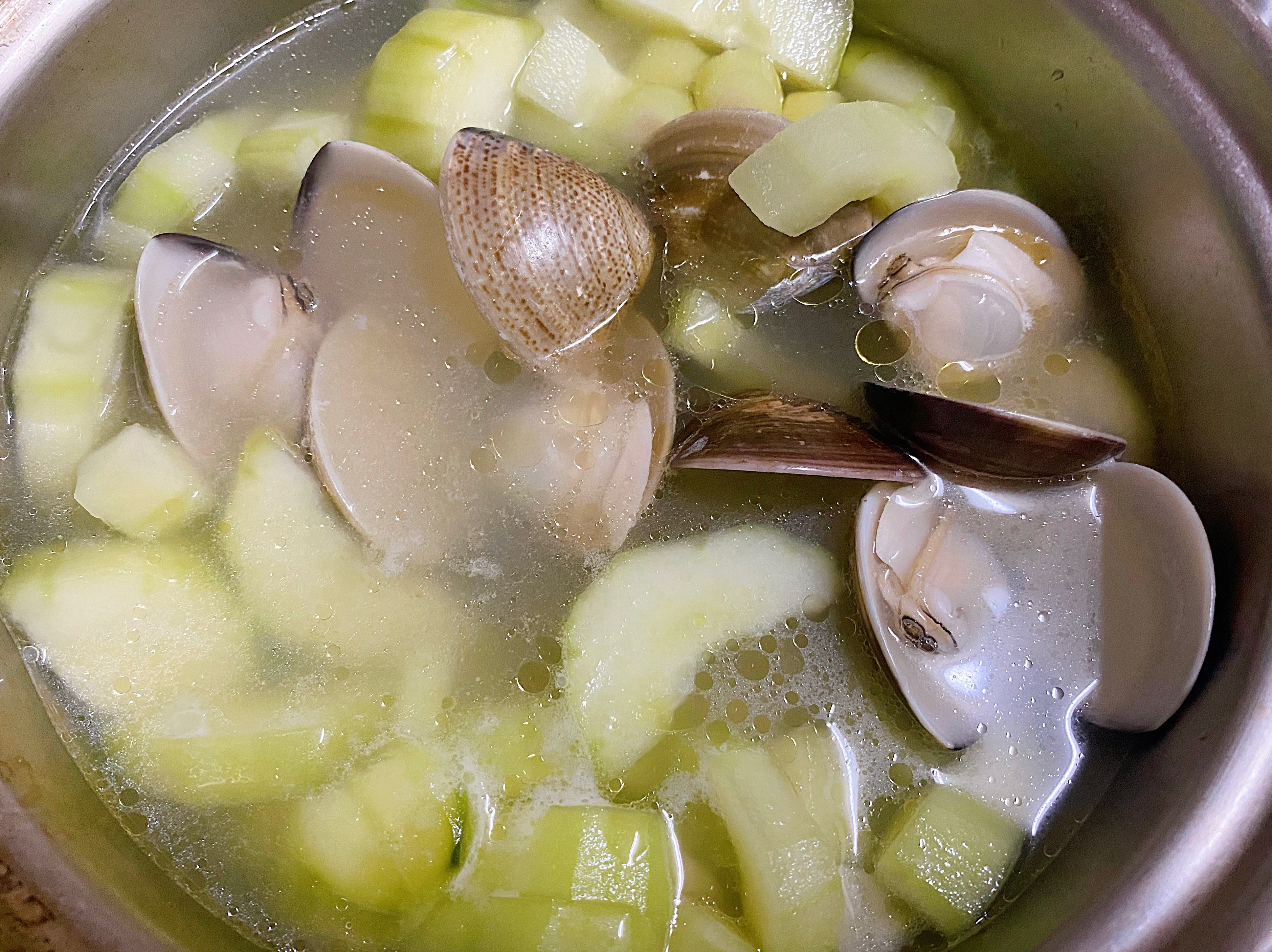 大黃瓜蛤蠣湯