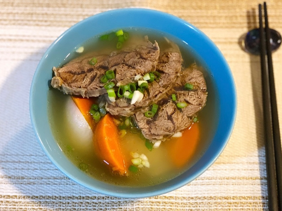 超簡單電鍋料理-清燉牛肉湯