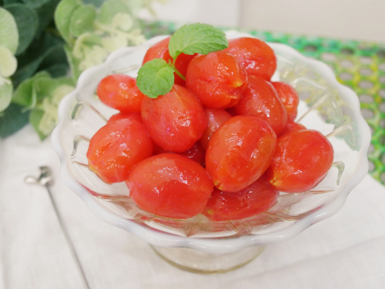超簡單「梅子醋番茄」酸酸甜甜好開胃。